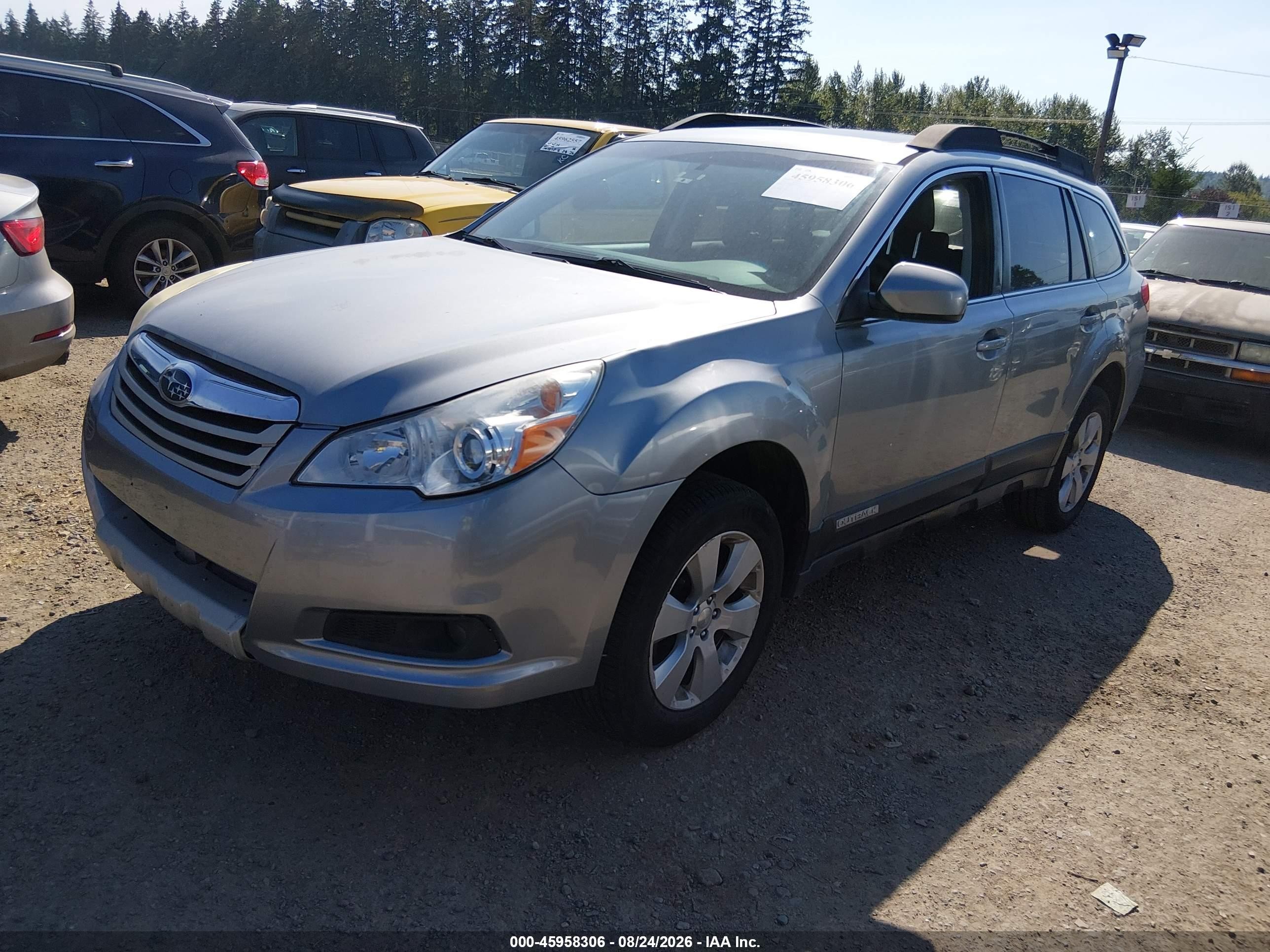 2011 Subaru Outback 2.5i Limited Silver vin: 4S4BRBKC6B3363742