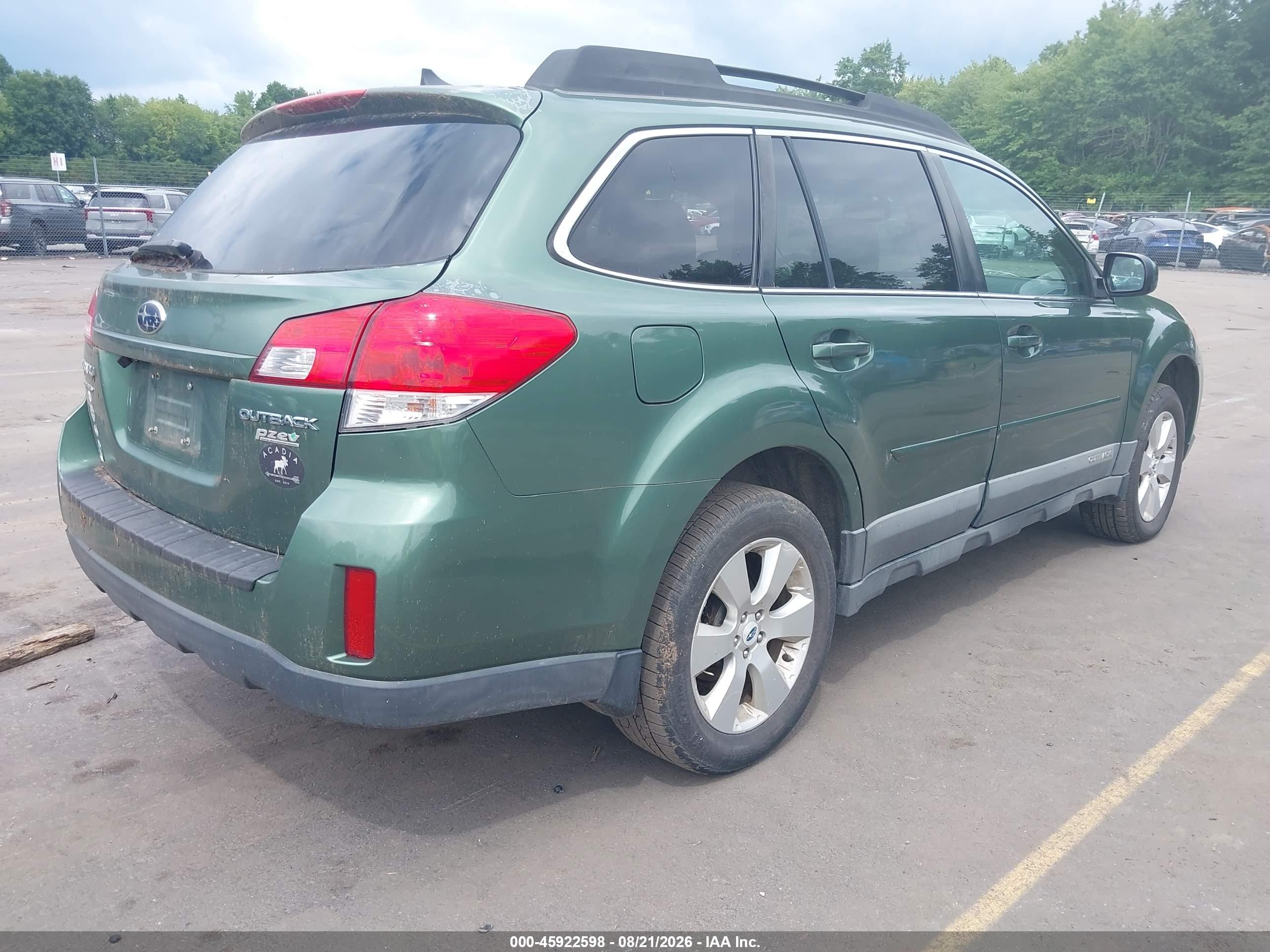 2011 Subaru Outback 2.5i Limited Green vin: 4S4BRBKC6B3444787