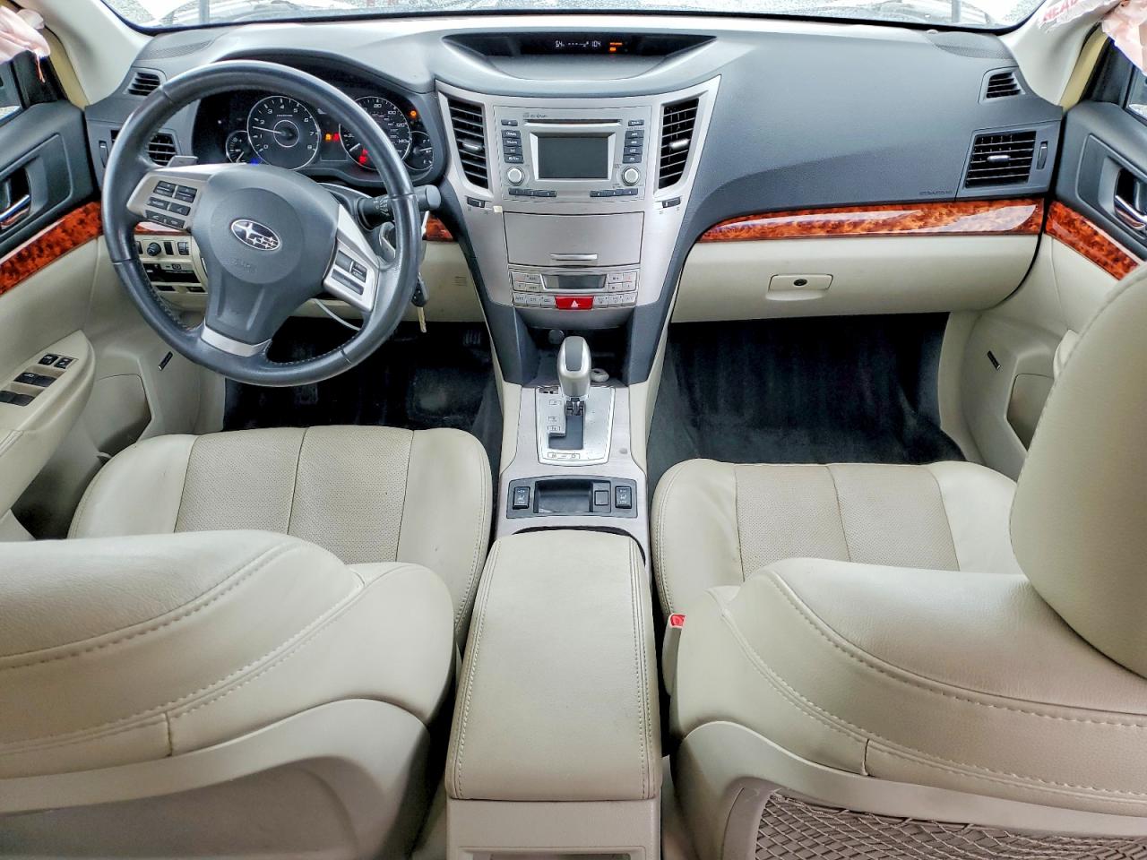 2012 Subaru Outback 2.5i Limited Белый vin: 4S4BRBKC6C3260497