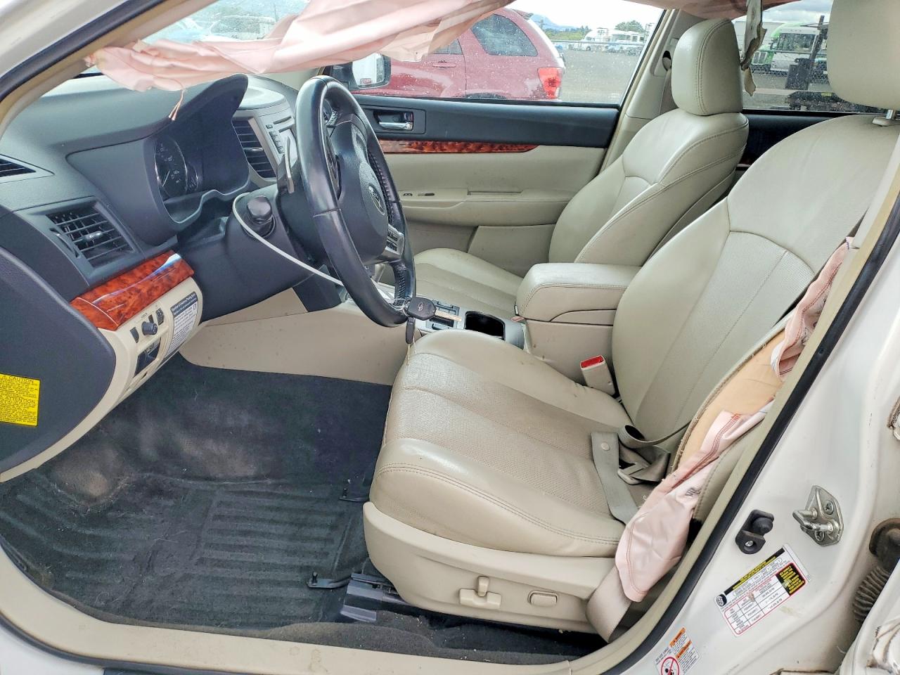 2012 Subaru Outback 2.5i Limited Белый vin: 4S4BRBKC6C3260497