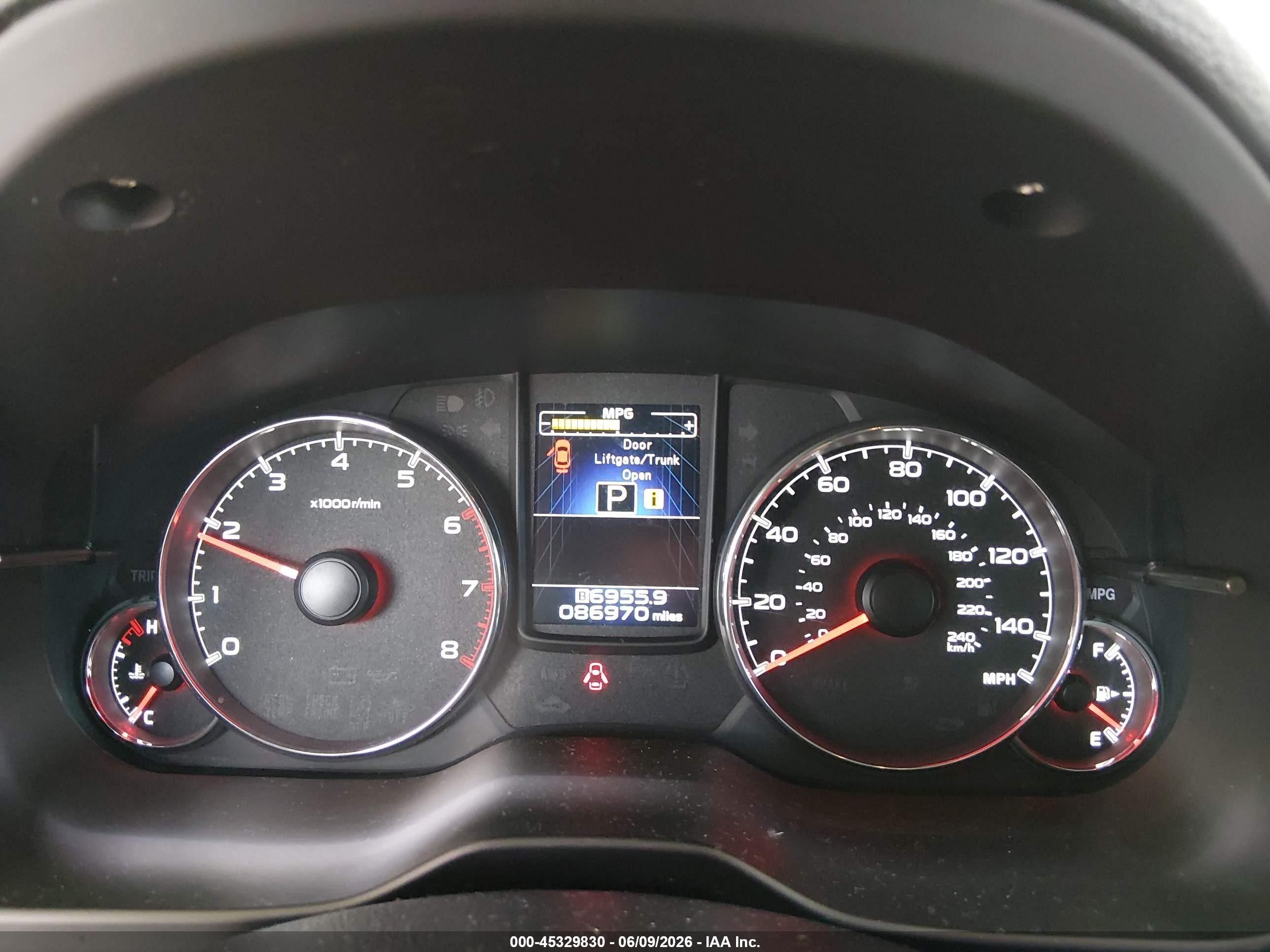 2013 Subaru Outback 2.5i Limited Серебряный vin: 4S4BRBKC6D3281061