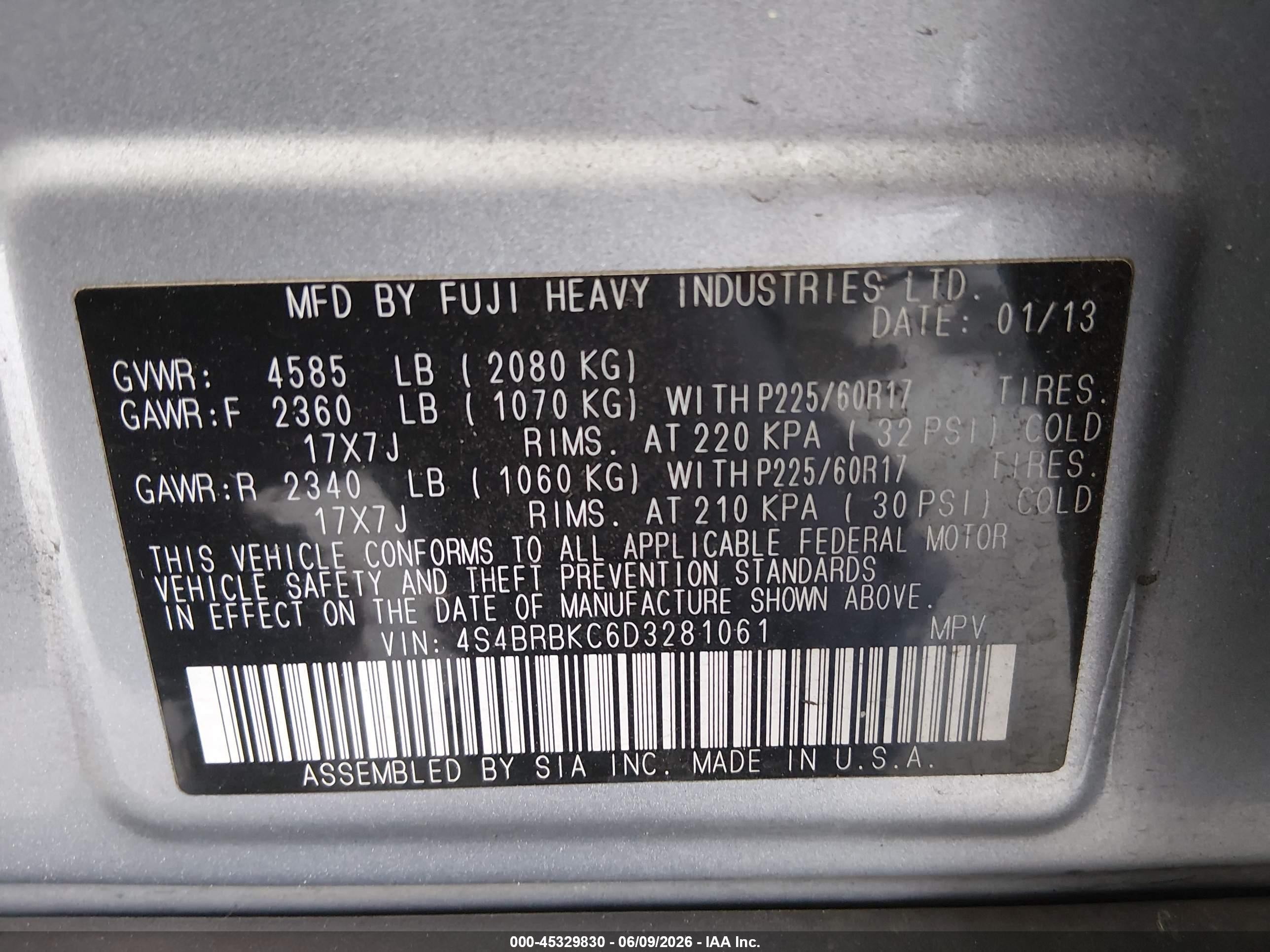 2013 Subaru Outback 2.5i Limited Серебряный vin: 4S4BRBKC6D3281061