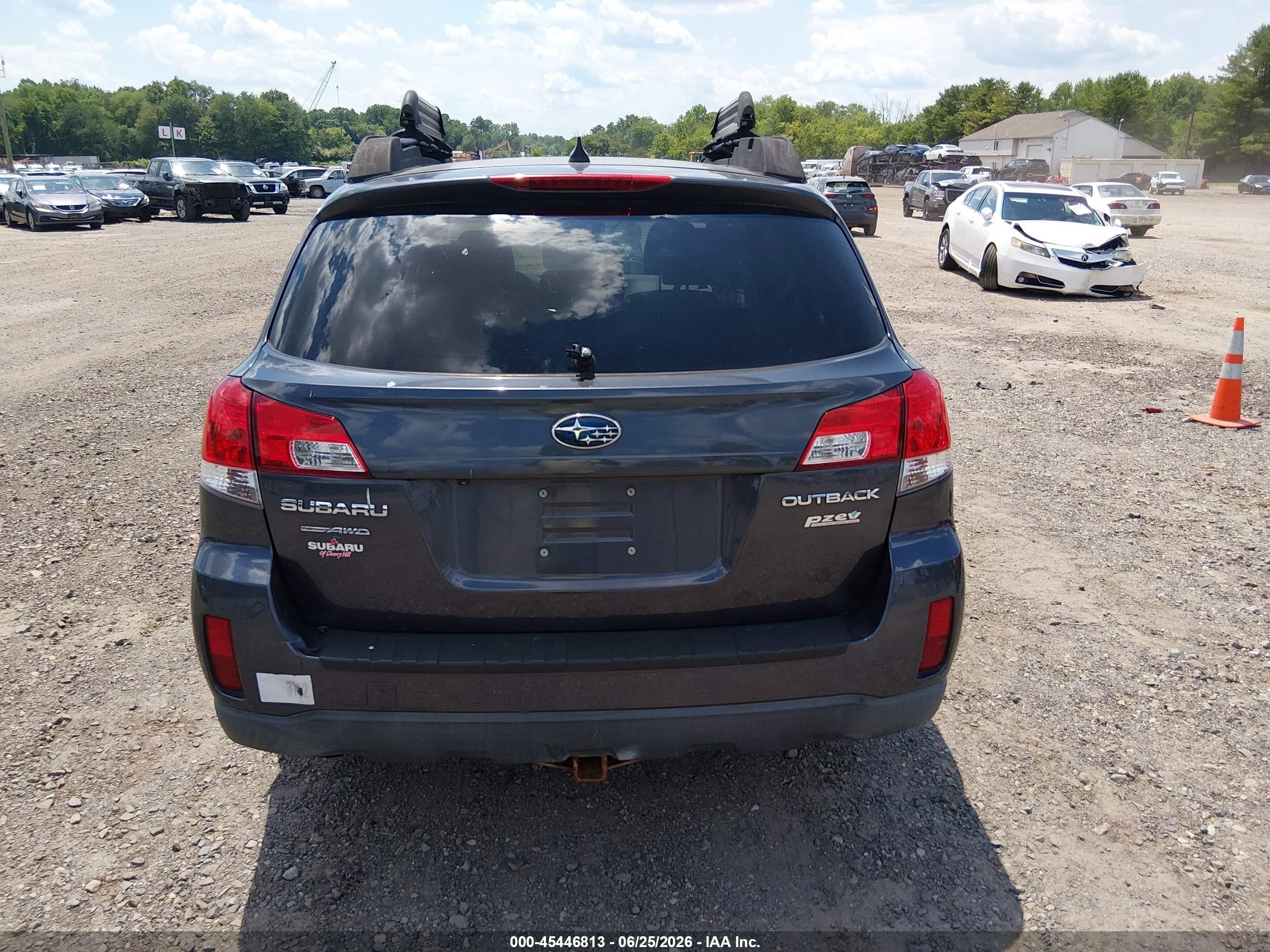 2013 Subaru Outback 2.5i Limited Gray vin: 4S4BRBKC6D3291914
