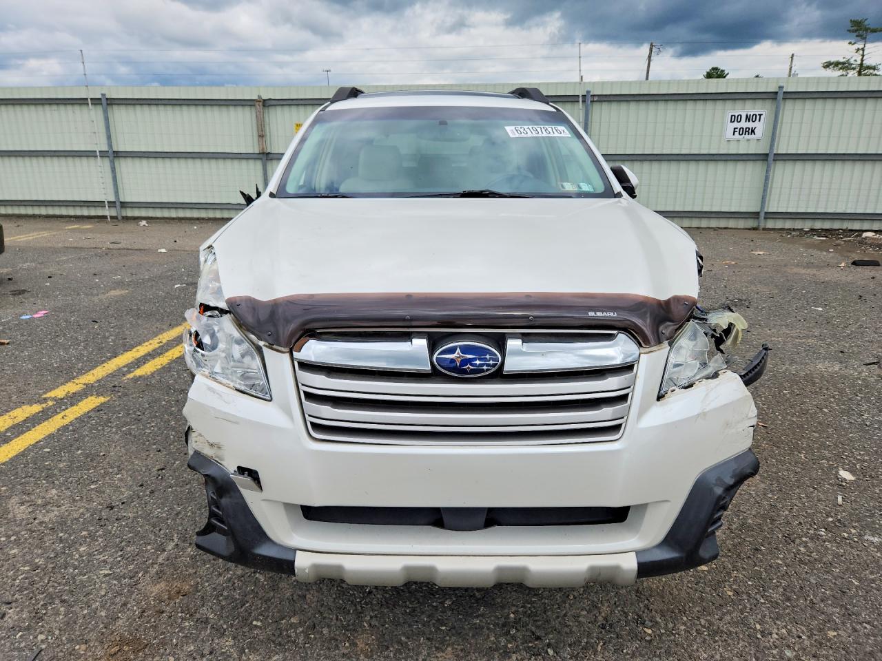 2013 Subaru Outback 2.5i Limited Белый vin: 4S4BRBKC6D3321266