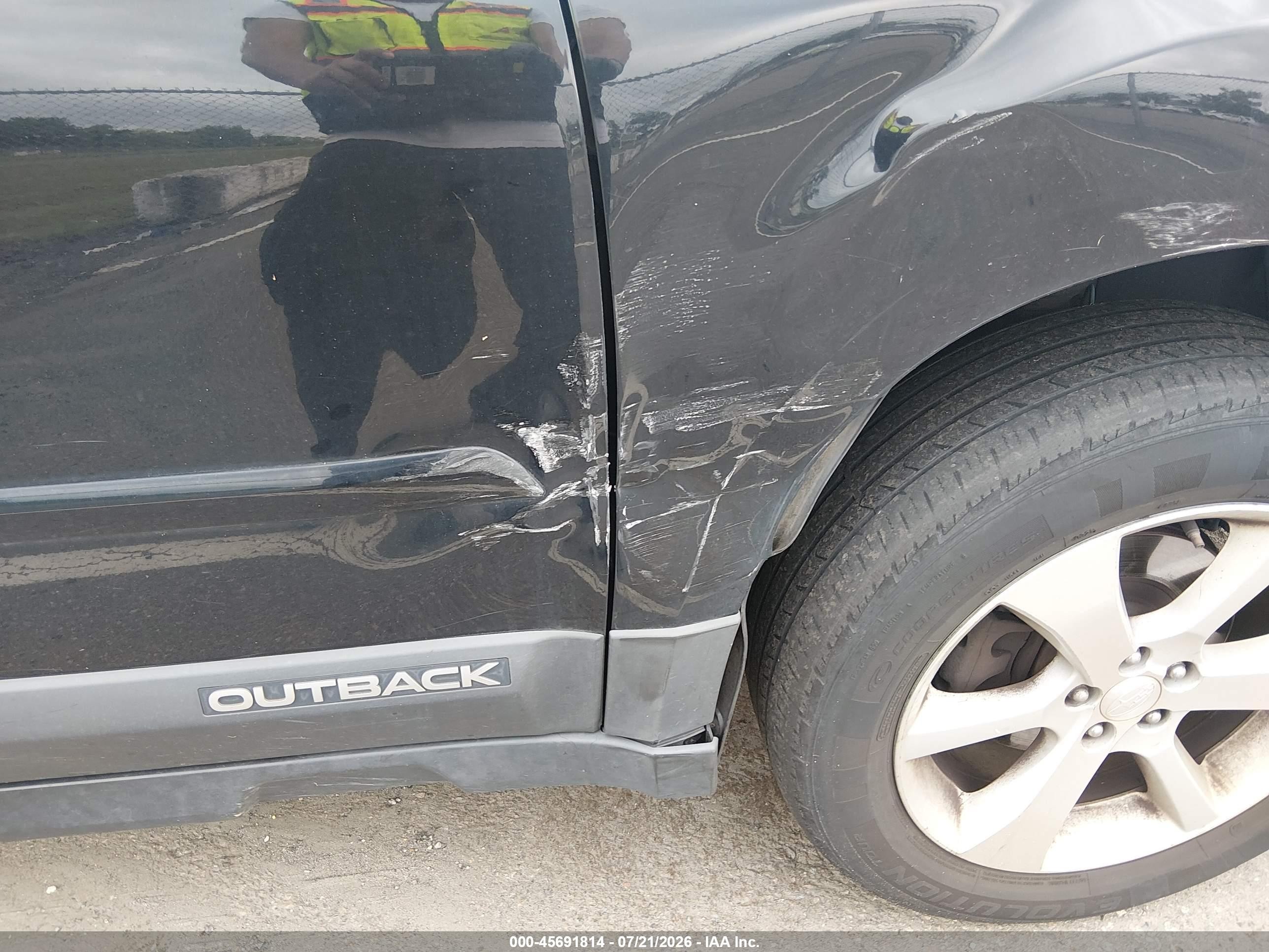 2014 Subaru Outback 2.5i Limited Черный vin: 4S4BRBKC6E3243895
