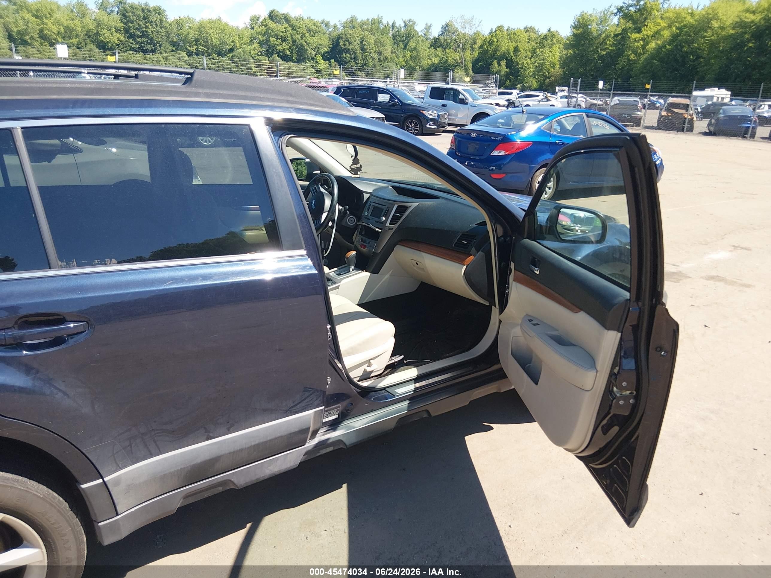2014 Subaru Outback 2.5i Limited Blue vin: 4S4BRBKC6E3252547