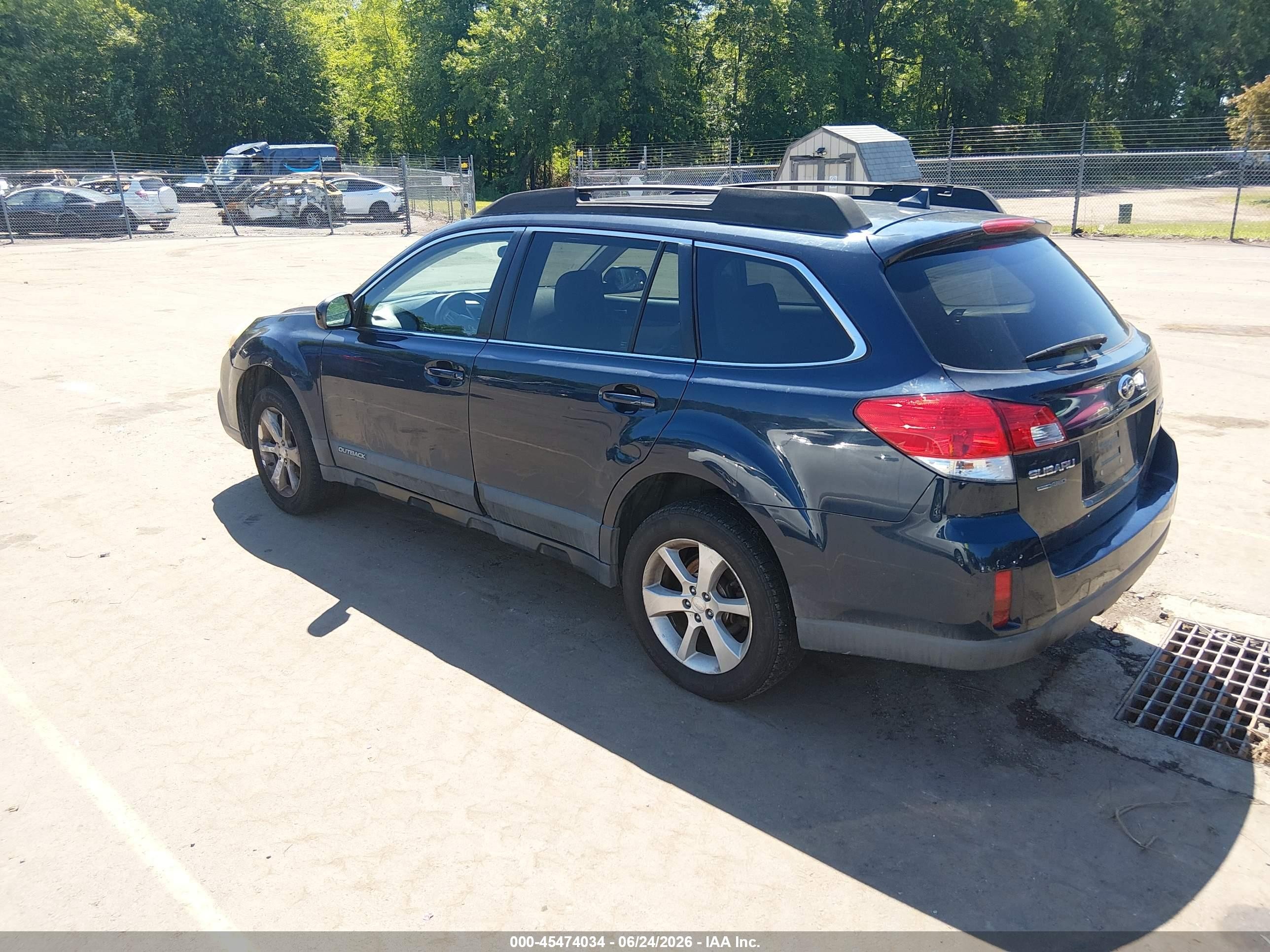 2014 Subaru Outback 2.5i Limited Blue vin: 4S4BRBKC6E3252547