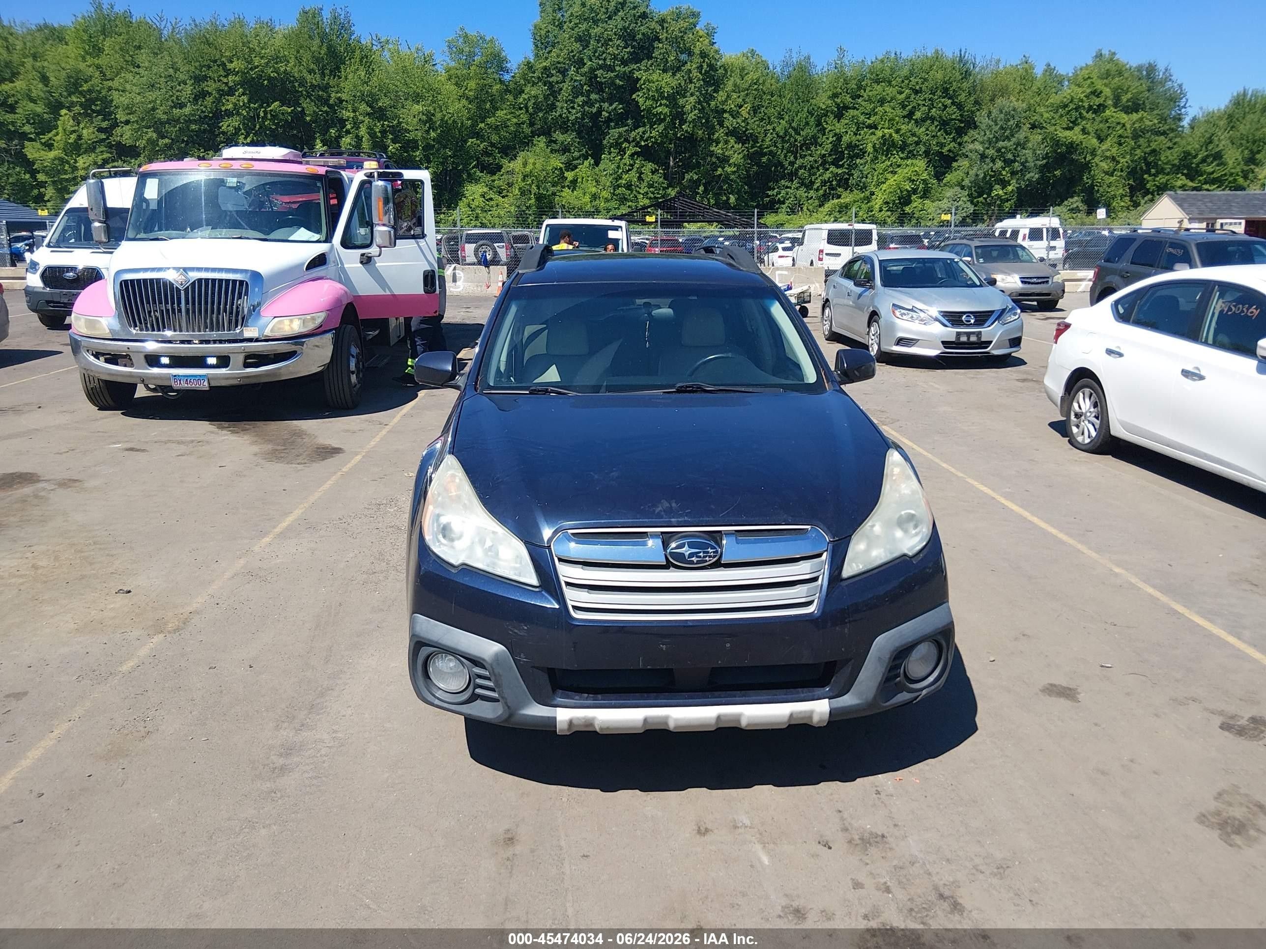2014 Subaru Outback 2.5i Limited Blue vin: 4S4BRBKC6E3252547