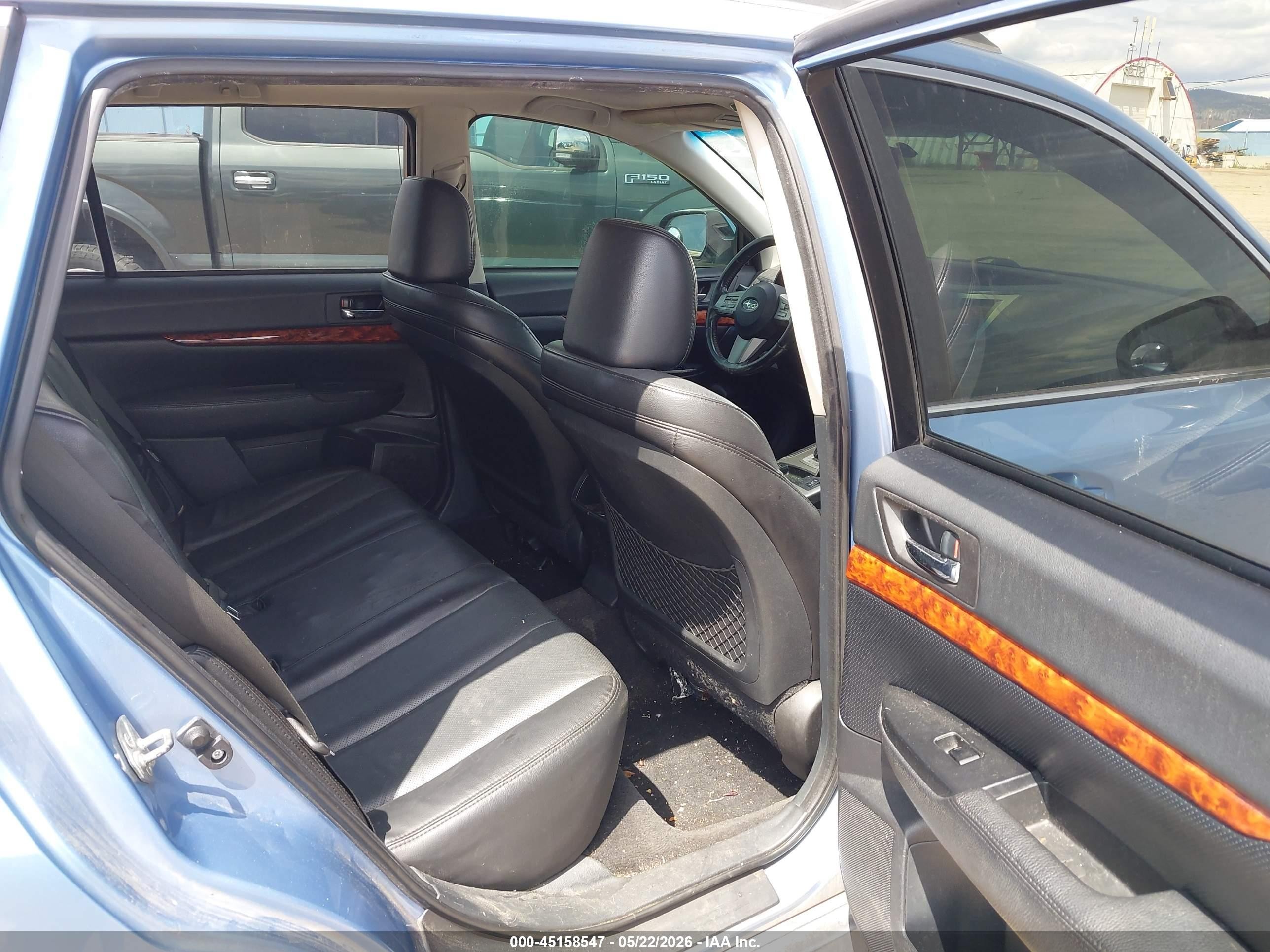 2010 Subaru Outback 2.5i Limited Light Blue vin: 4S4BRBKC7A3370441