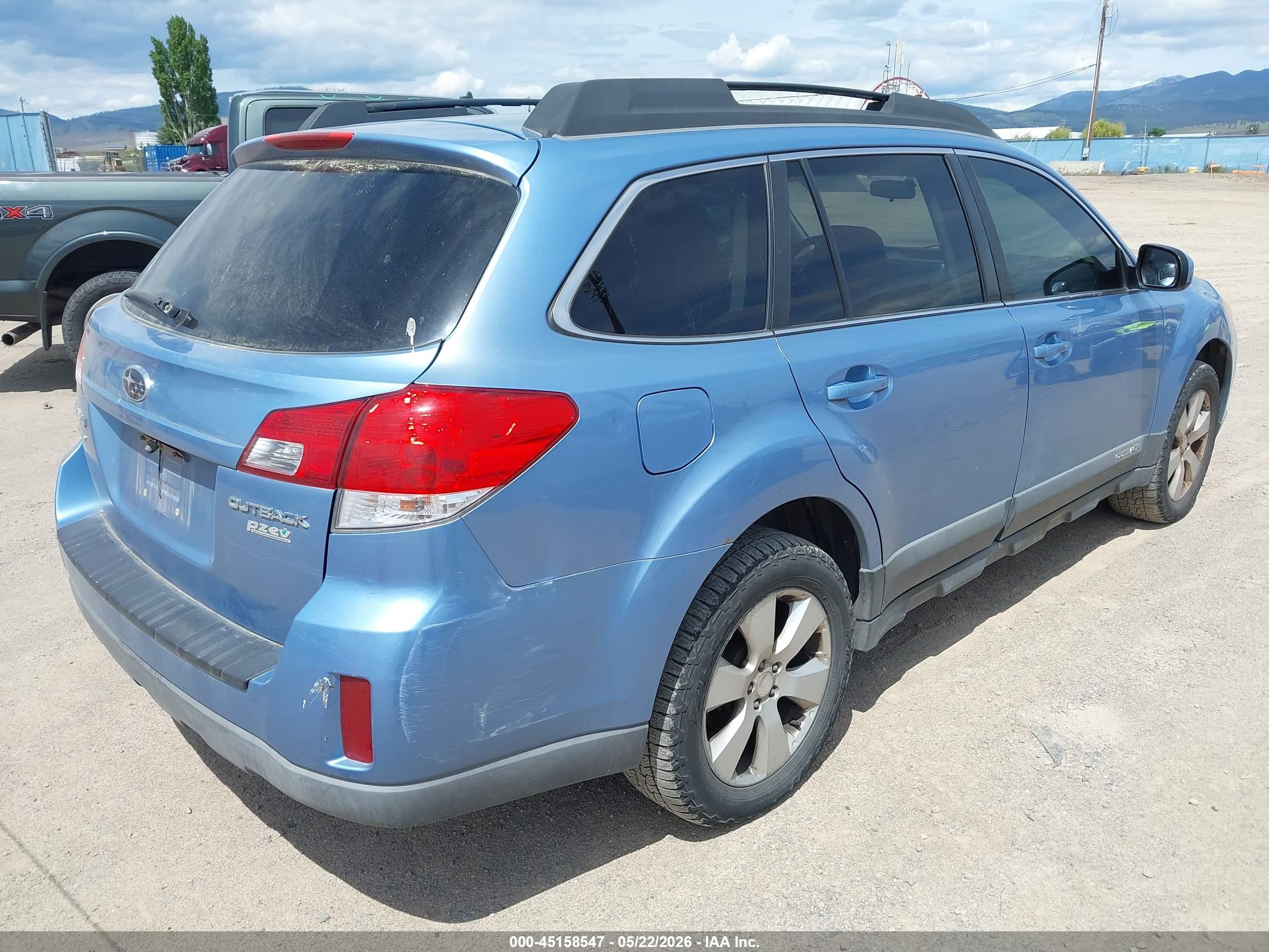 2010 Subaru Outback 2.5i Limited Light Blue vin: 4S4BRBKC7A3370441