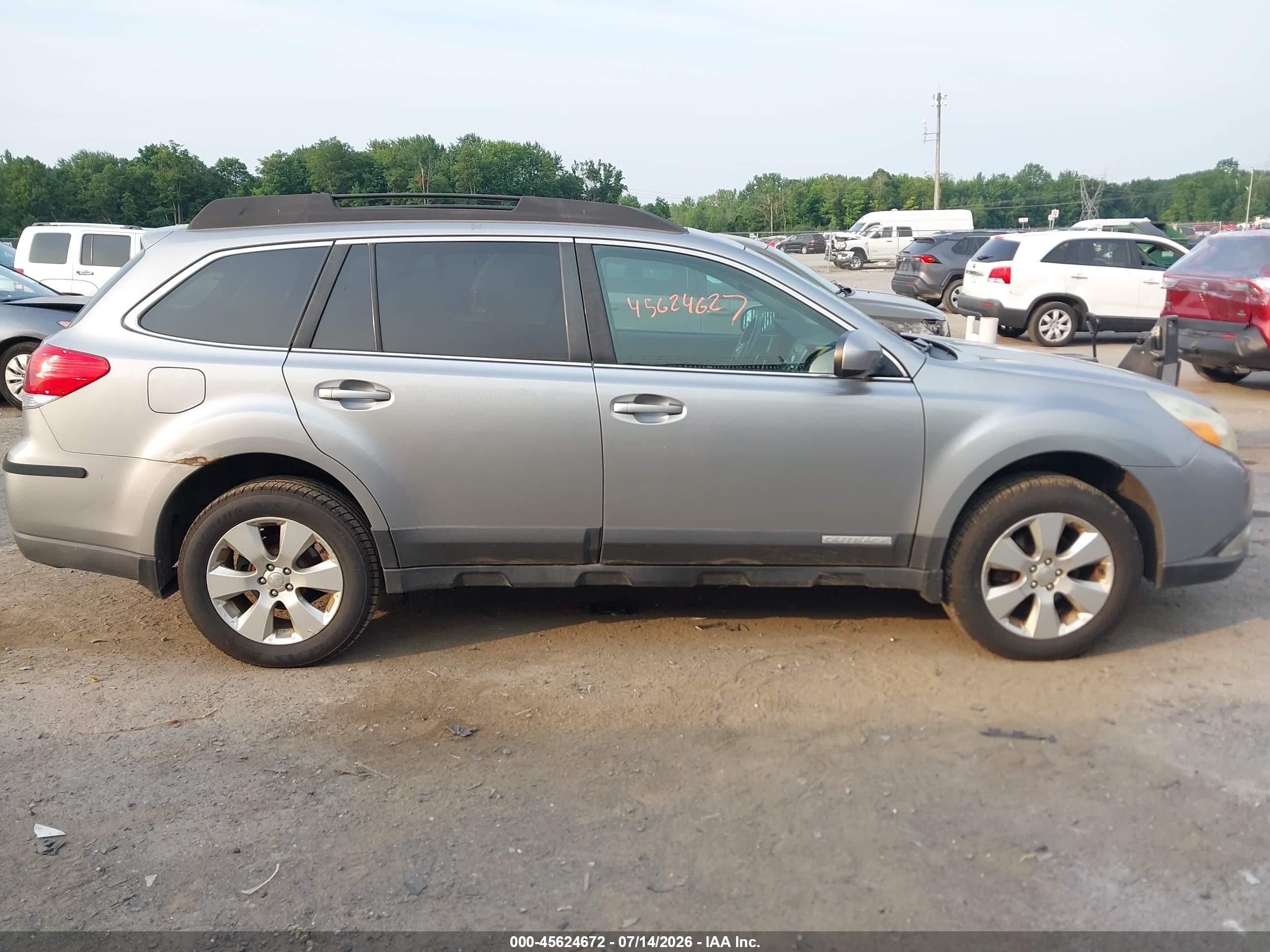 2011 Subaru Outback 2.5i Limited Gray vin: 4S4BRBKC7B3327204