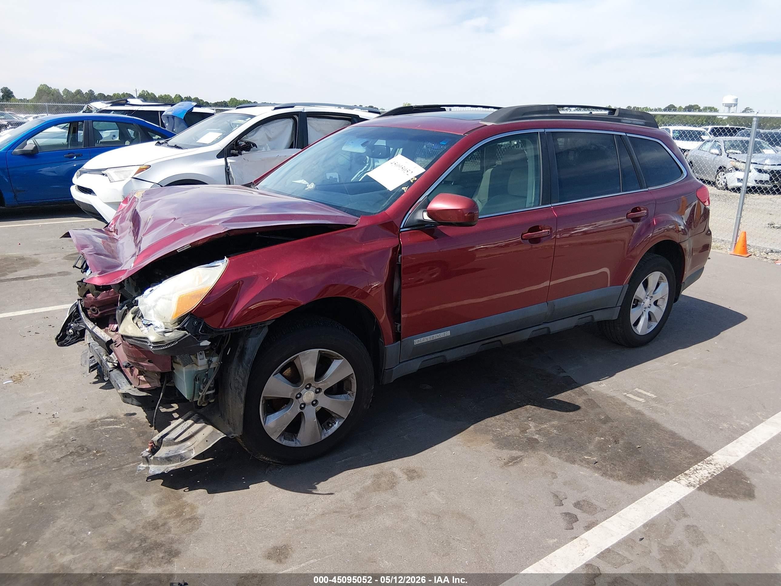 2011 Subaru Outback 2.5i Limited Red vin: 4S4BRBKC7B3329017
