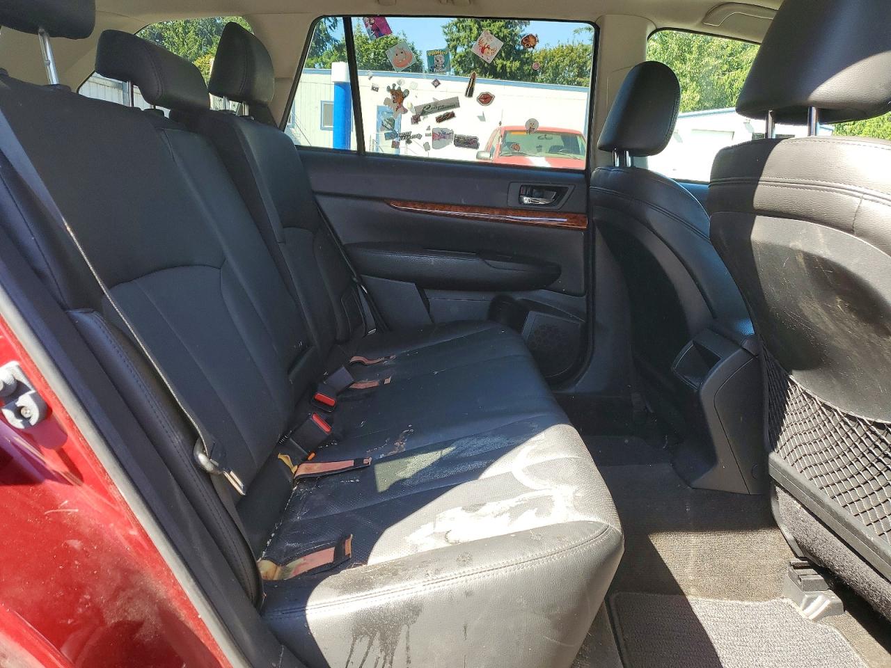 2012 Subaru Outback 2.5i Limited Red vin: 4S4BRBKC7C3202625