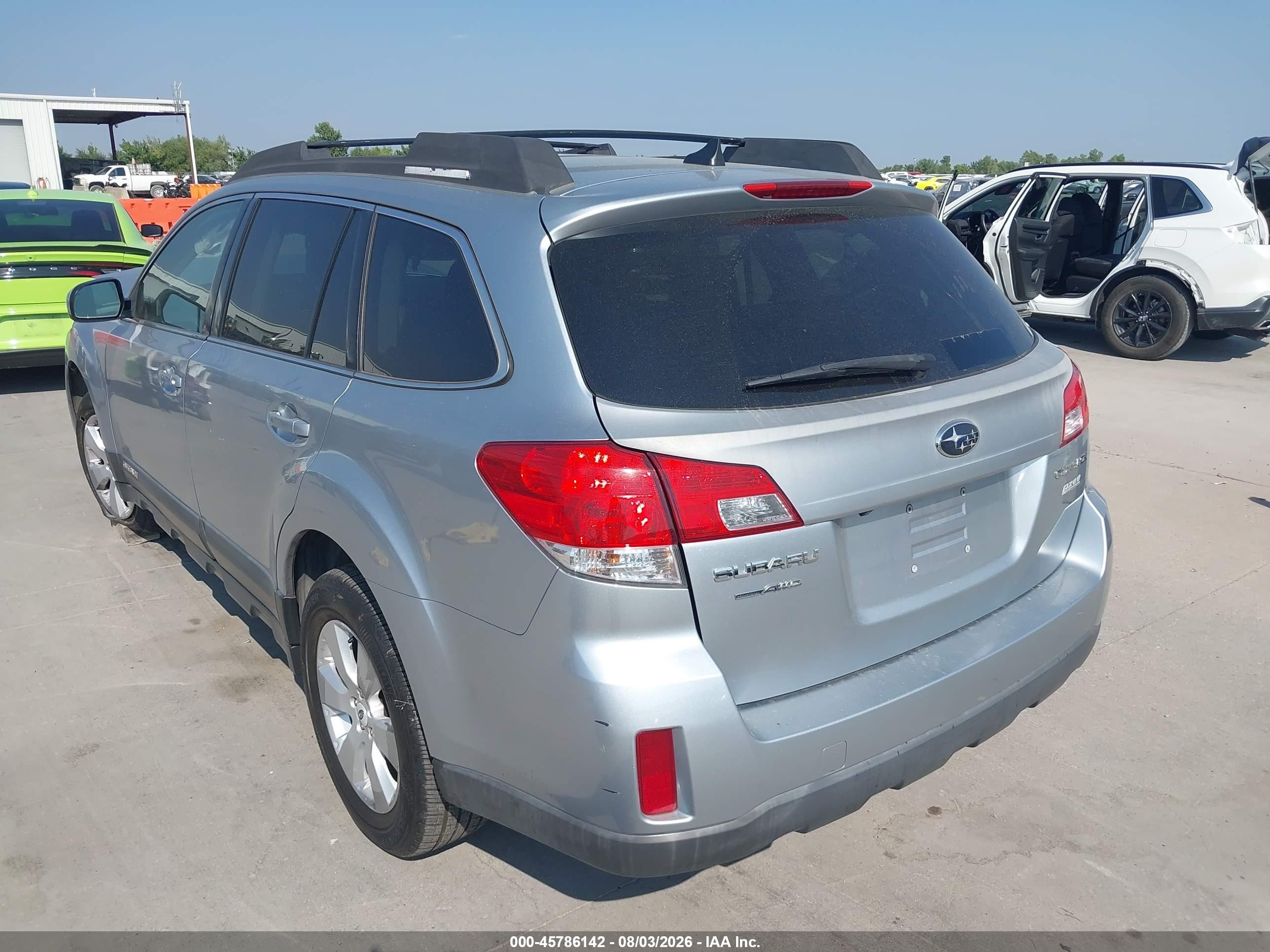 2012 Subaru Outback 2.5i Limited Silver vin: 4S4BRBKC7C3266356