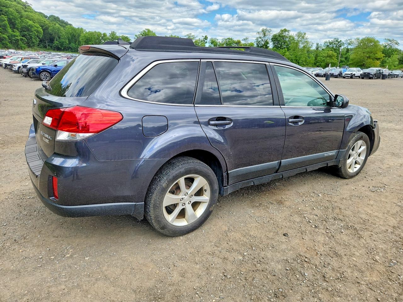 2013 Subaru Outback 2.5i Limited Black vin: 4S4BRBKC7D3214811