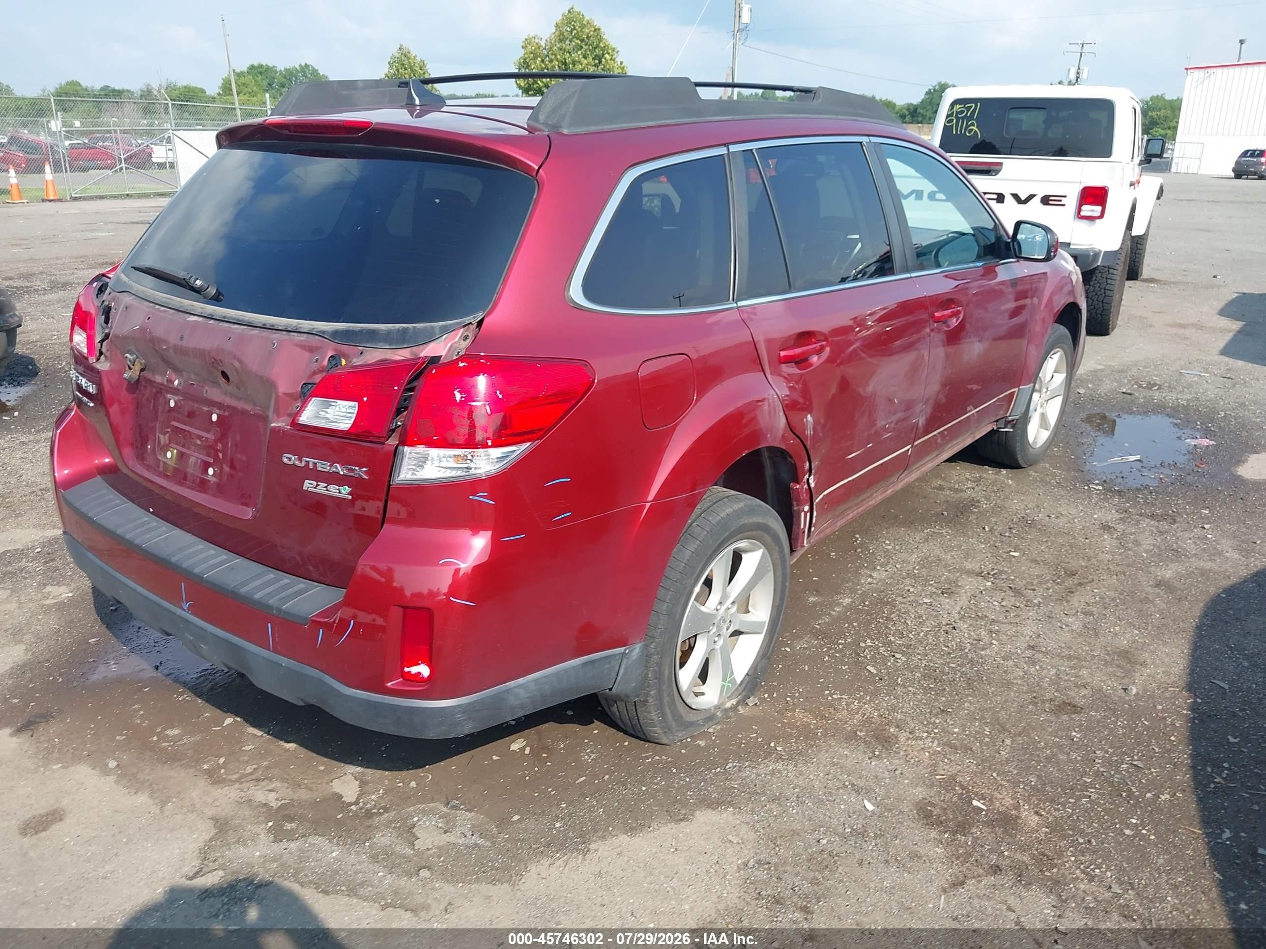 2013 Subaru Outback 2.5i Limited Red vin: 4S4BRBKC7D3233438
