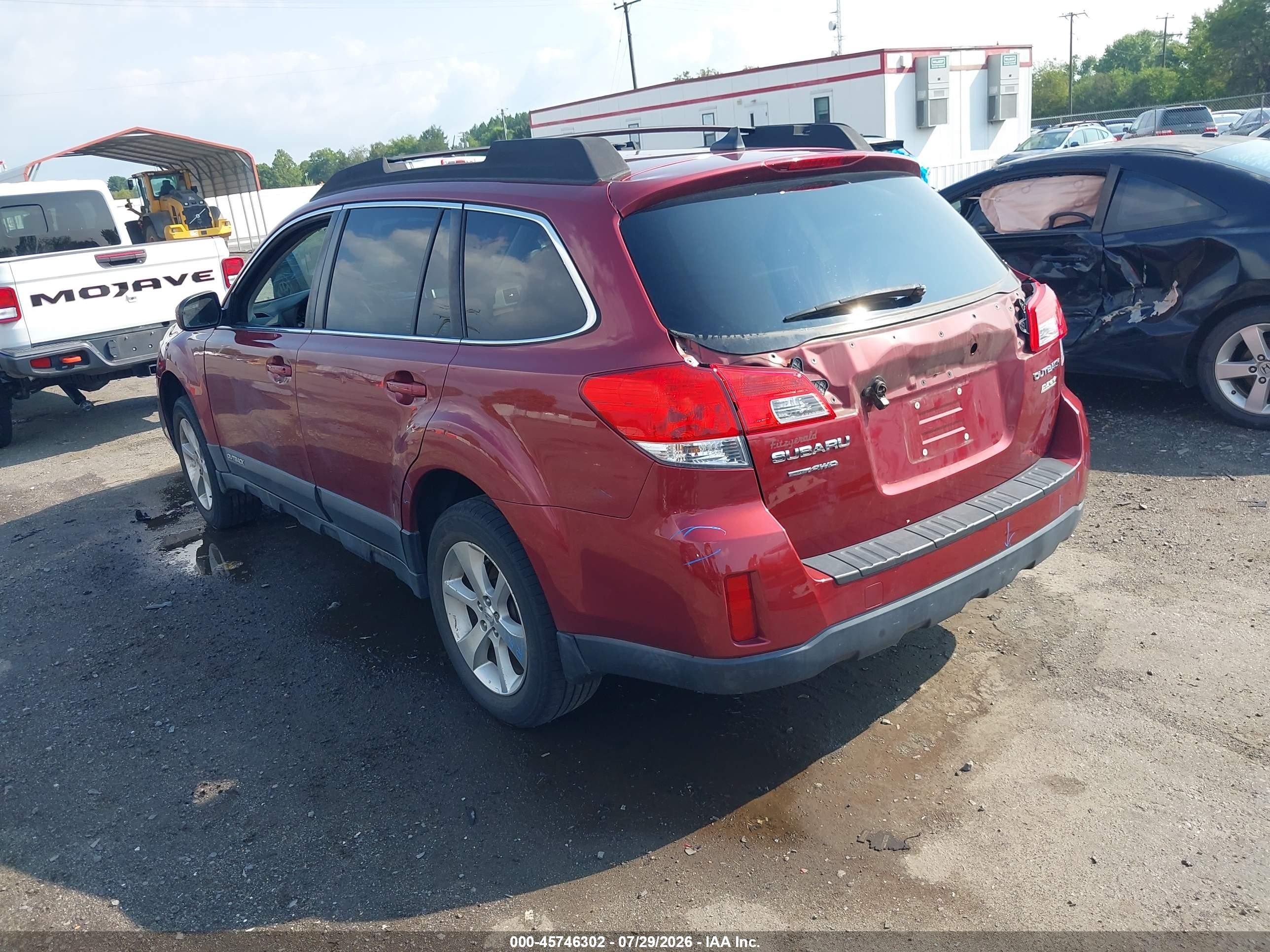 2013 Subaru Outback 2.5i Limited Red vin: 4S4BRBKC7D3233438
