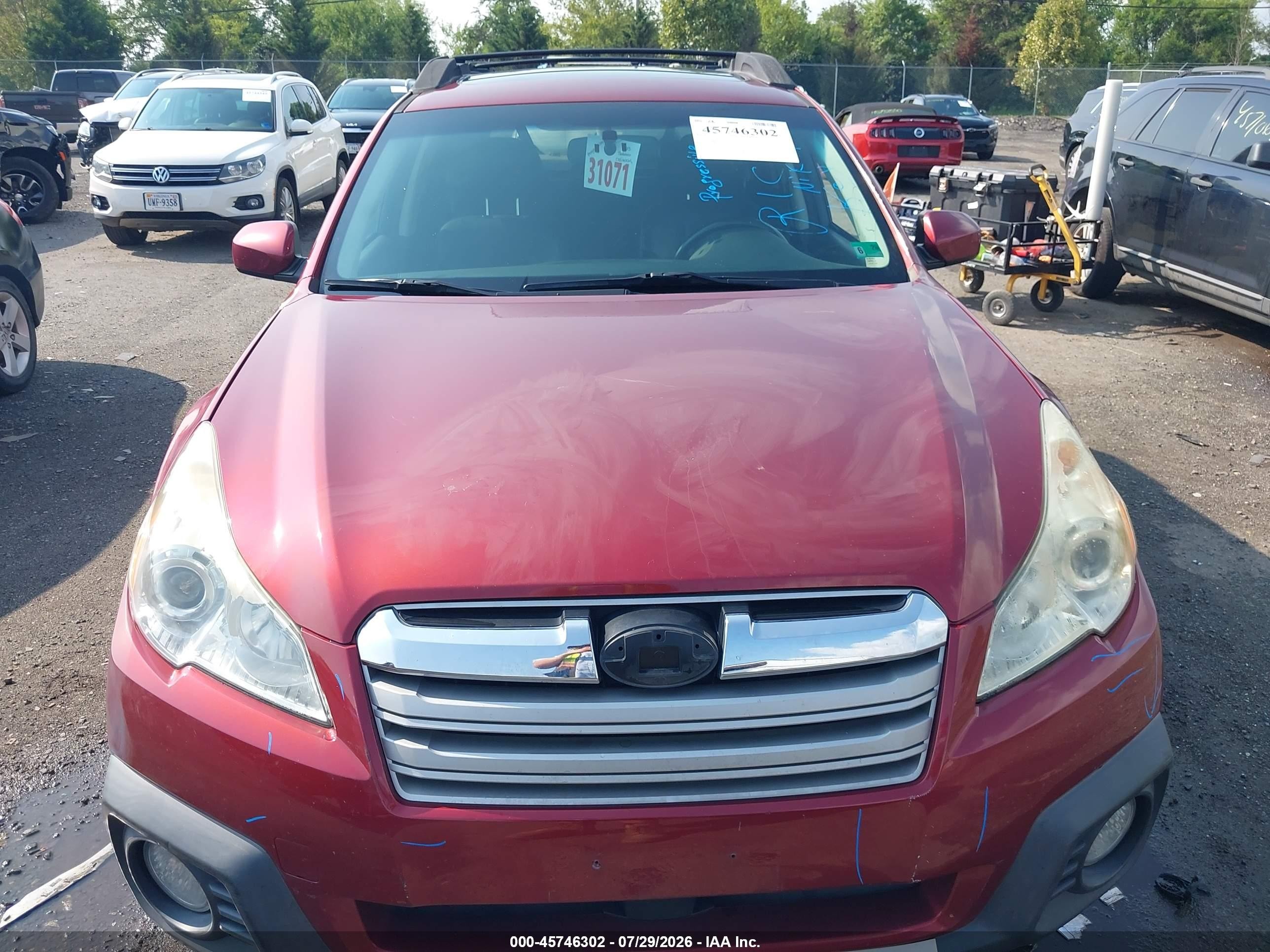 2013 Subaru Outback 2.5i Limited Red vin: 4S4BRBKC7D3233438