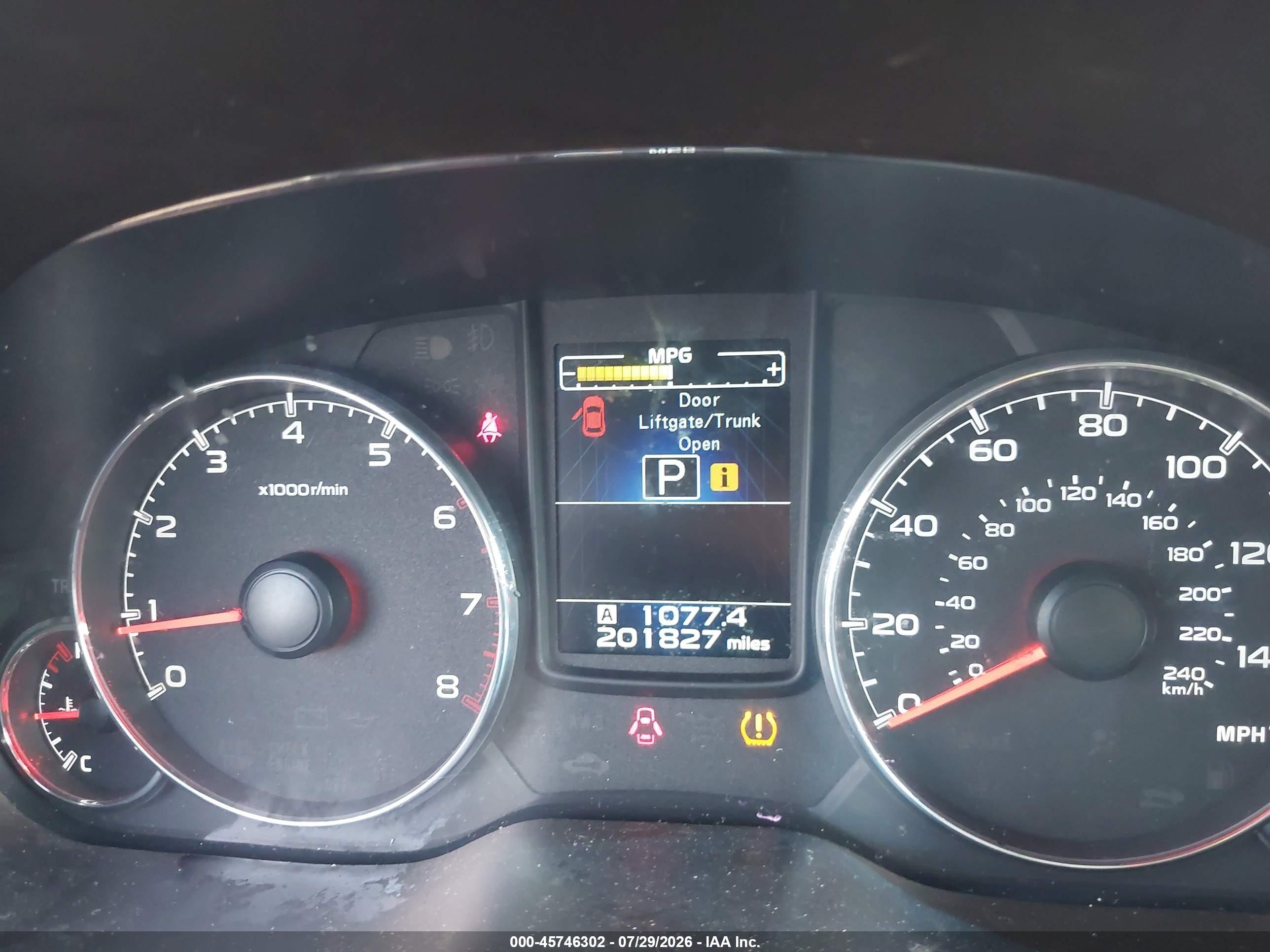 2013 Subaru Outback 2.5i Limited Red vin: 4S4BRBKC7D3233438