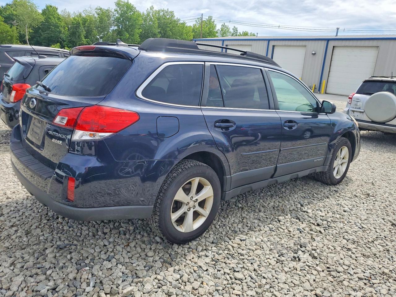 2013 Subaru Outback 2.5i Limited Синий vin: 4S4BRBKC7D3242351