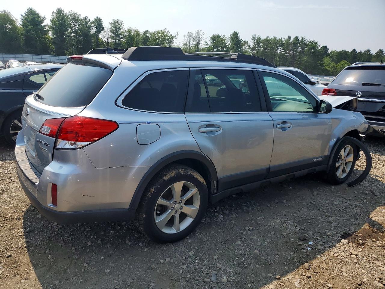 2013 Subaru Outback 2.5i Limited Silver vin: 4S4BRBKC7D3248344