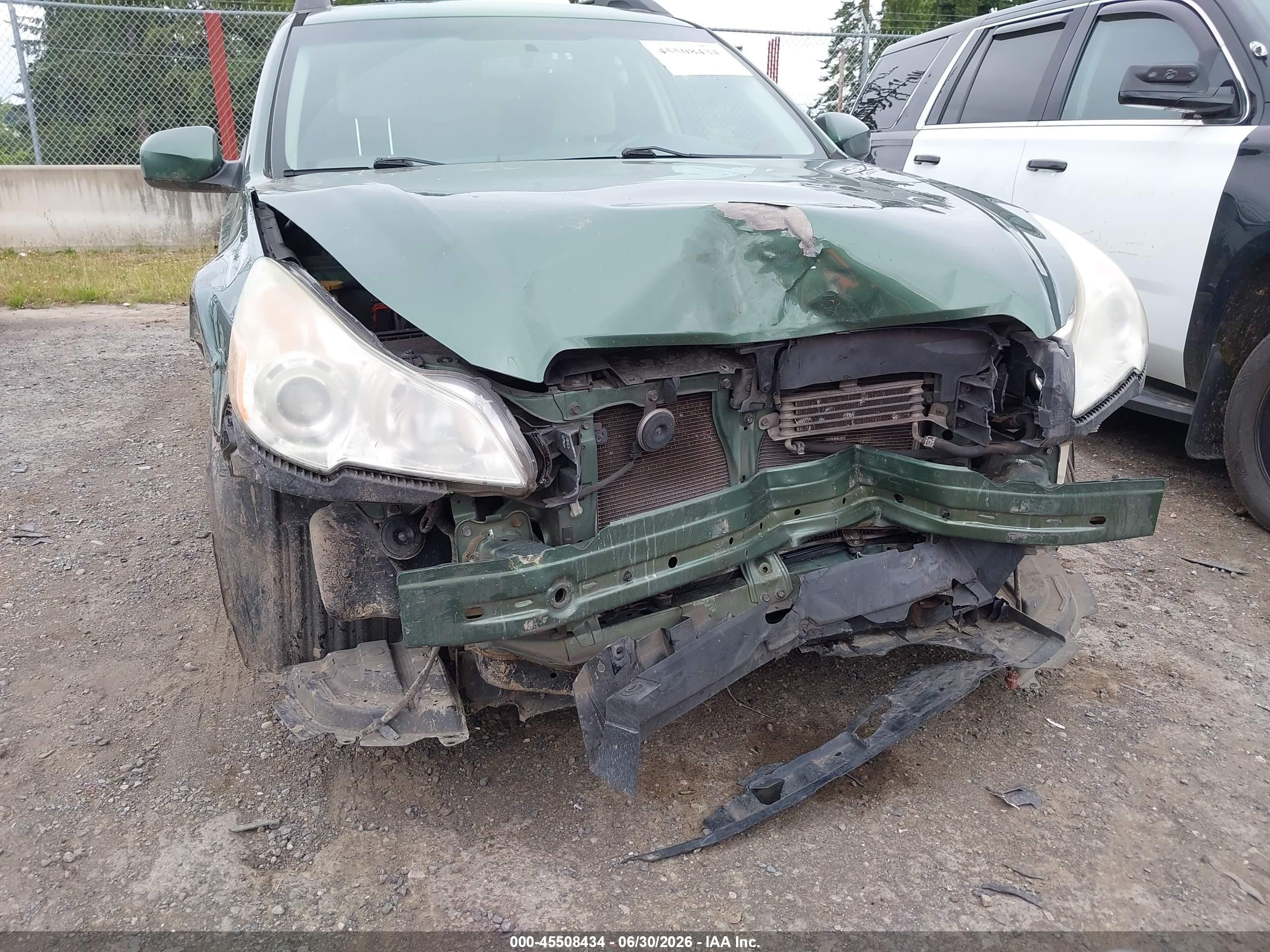 2010 Subaru Outback 2.5i Limited Green vin: 4S4BRBKC8A3316551