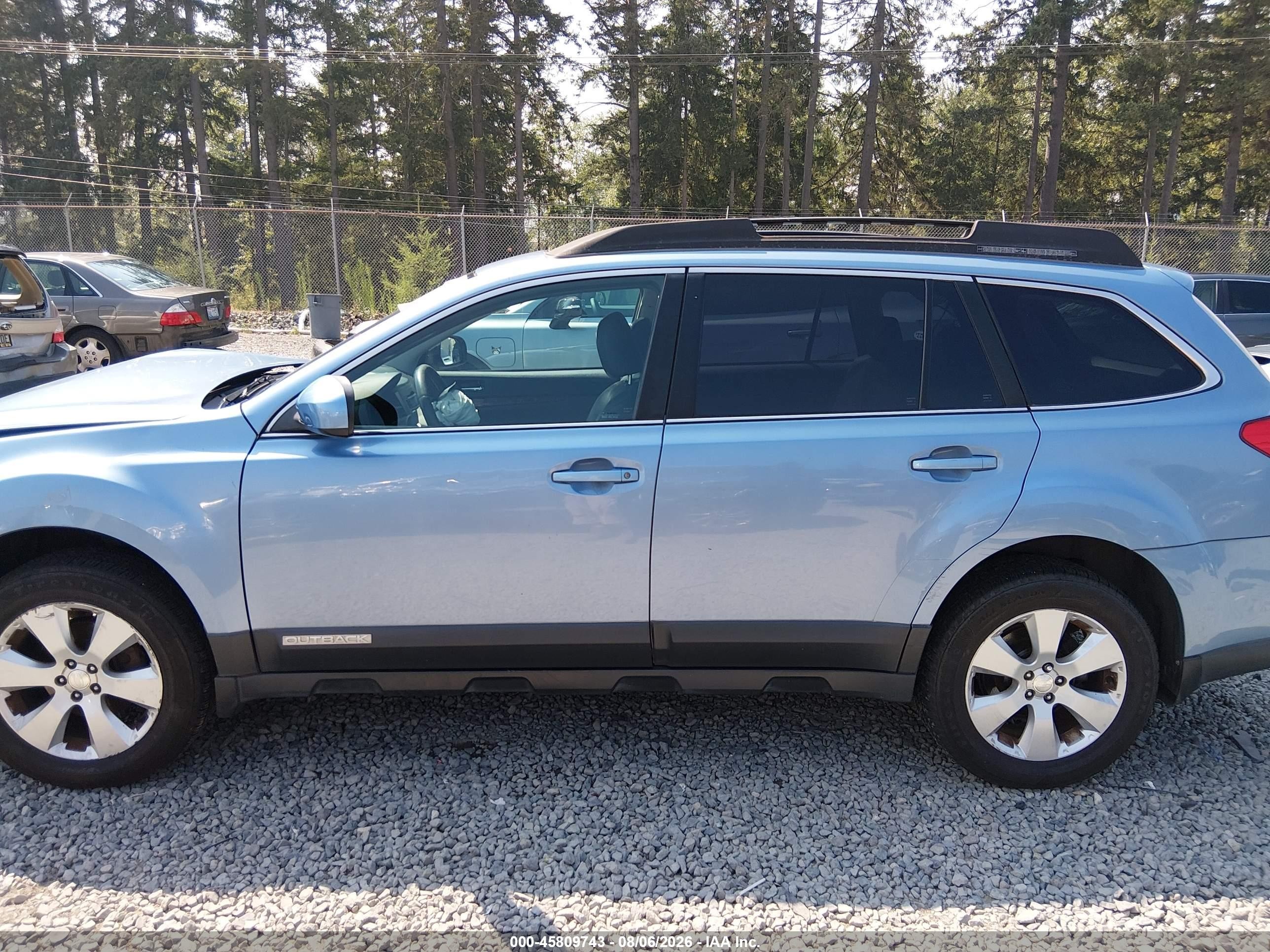 2011 Subaru Outback 2.5i Limited Blue vin: 4S4BRBKC8B3386214