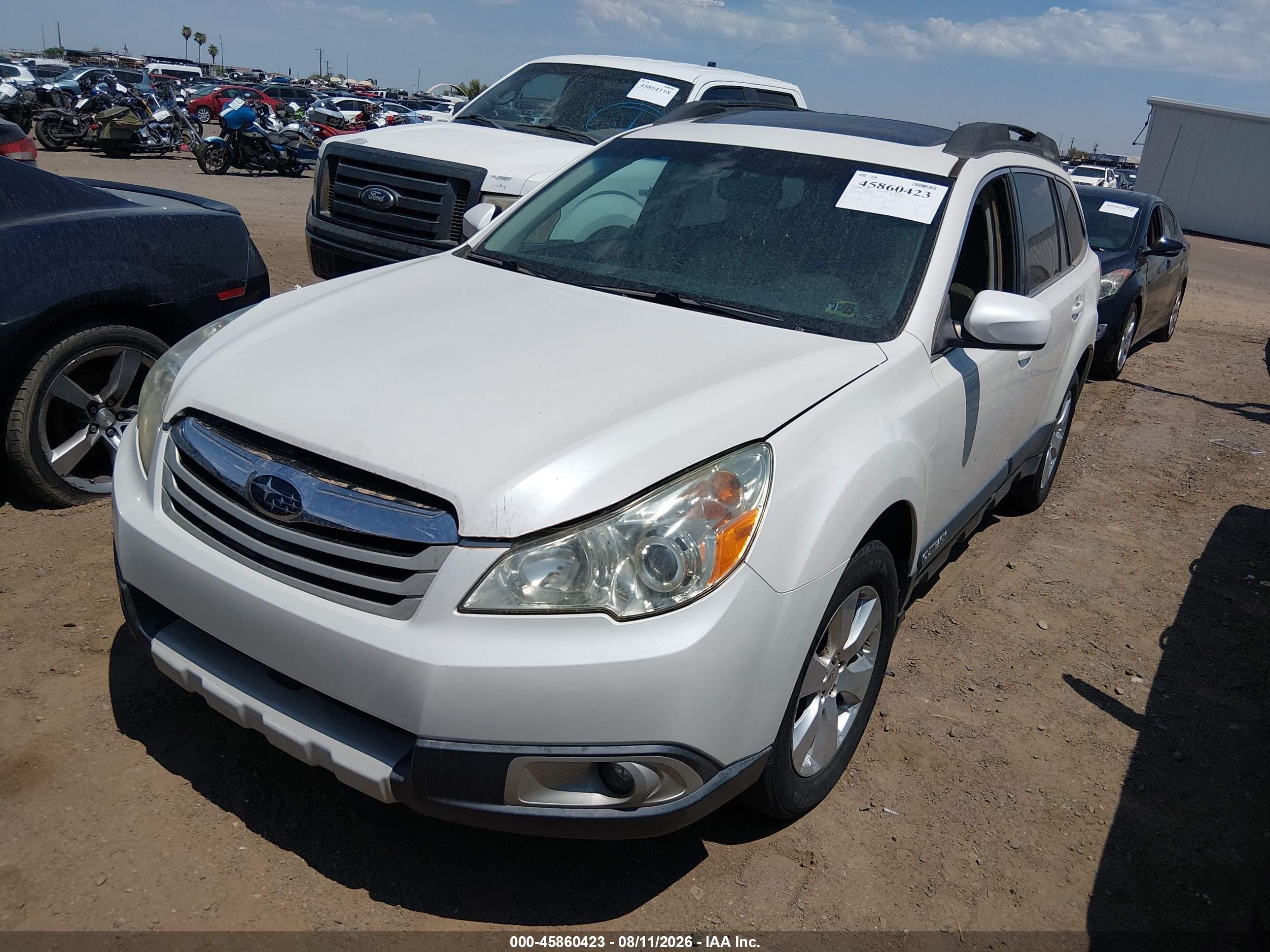 2011 Subaru Outback 2.5i Limited White vin: 4S4BRBKC8B3398055