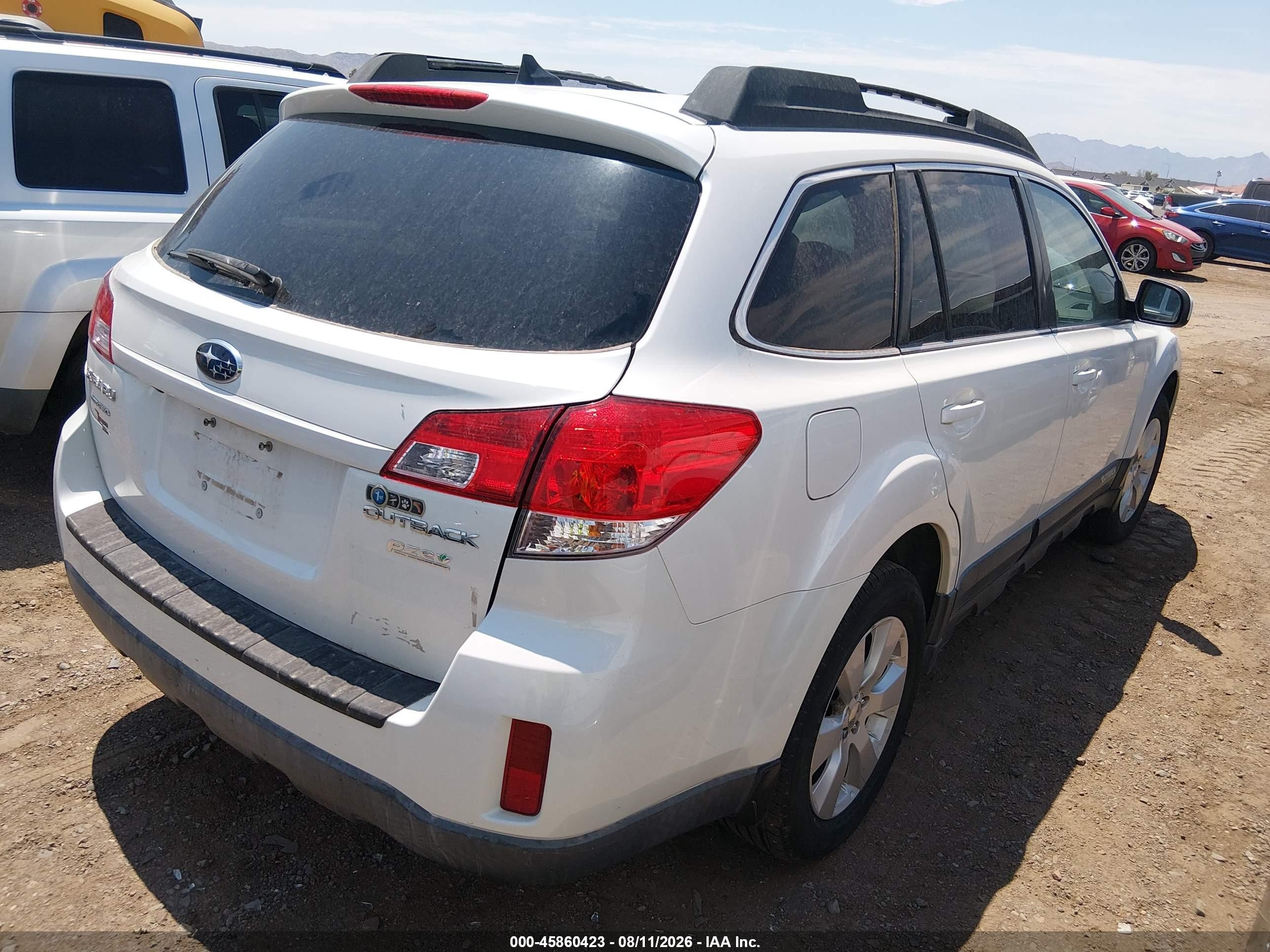 2011 Subaru Outback 2.5i Limited White vin: 4S4BRBKC8B3398055