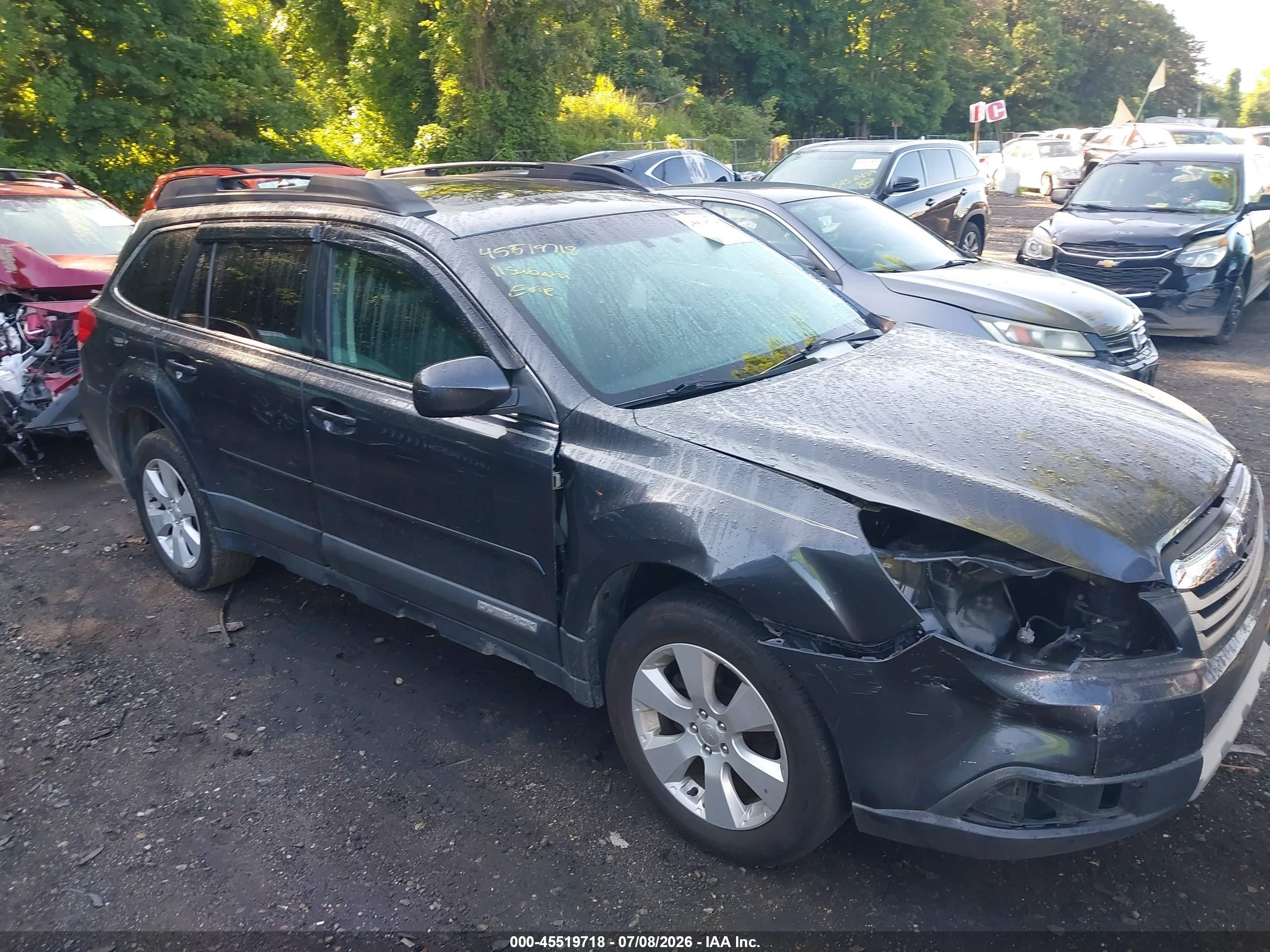 2011 Subaru Outback 2.5i Limited Gray vin: 4S4BRBKC8B3421222