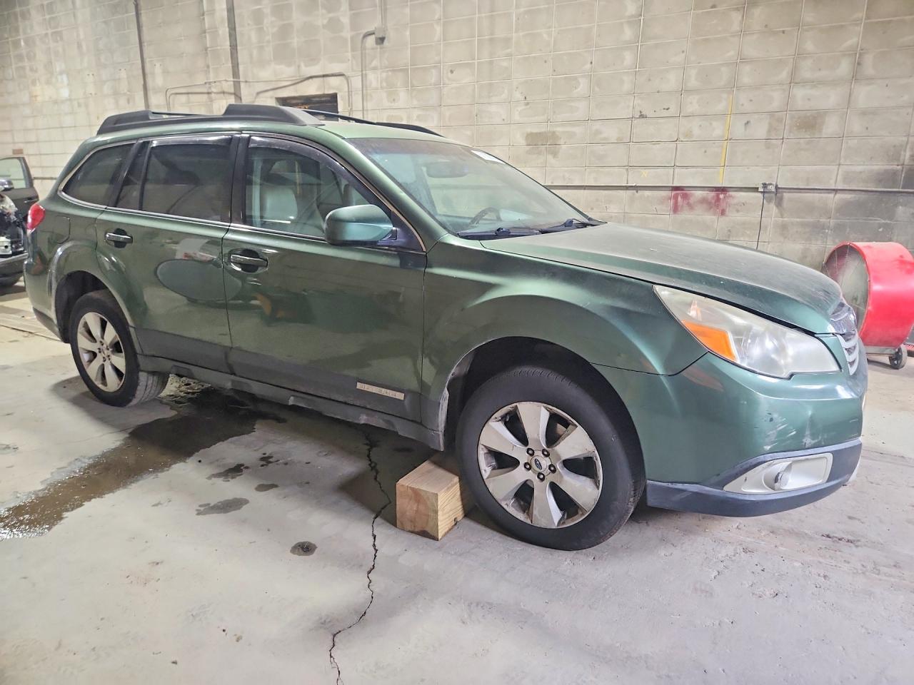 2011 Subaru Outback 2.5i Limited Green vin: 4S4BRBKC8B3421723