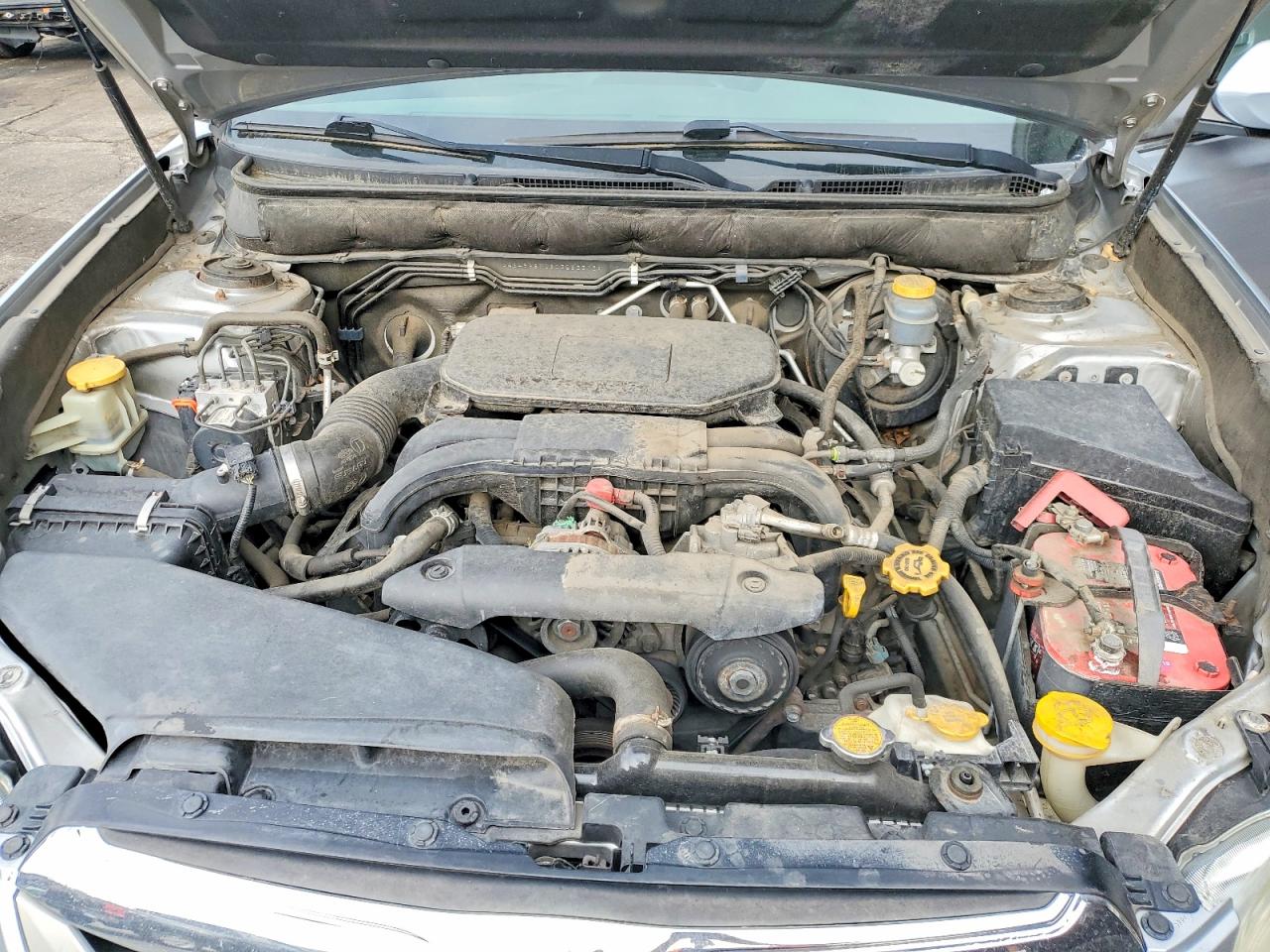 2012 Subaru Outback 2.5i Limited Серебряный vin: 4S4BRBKC8C3283313