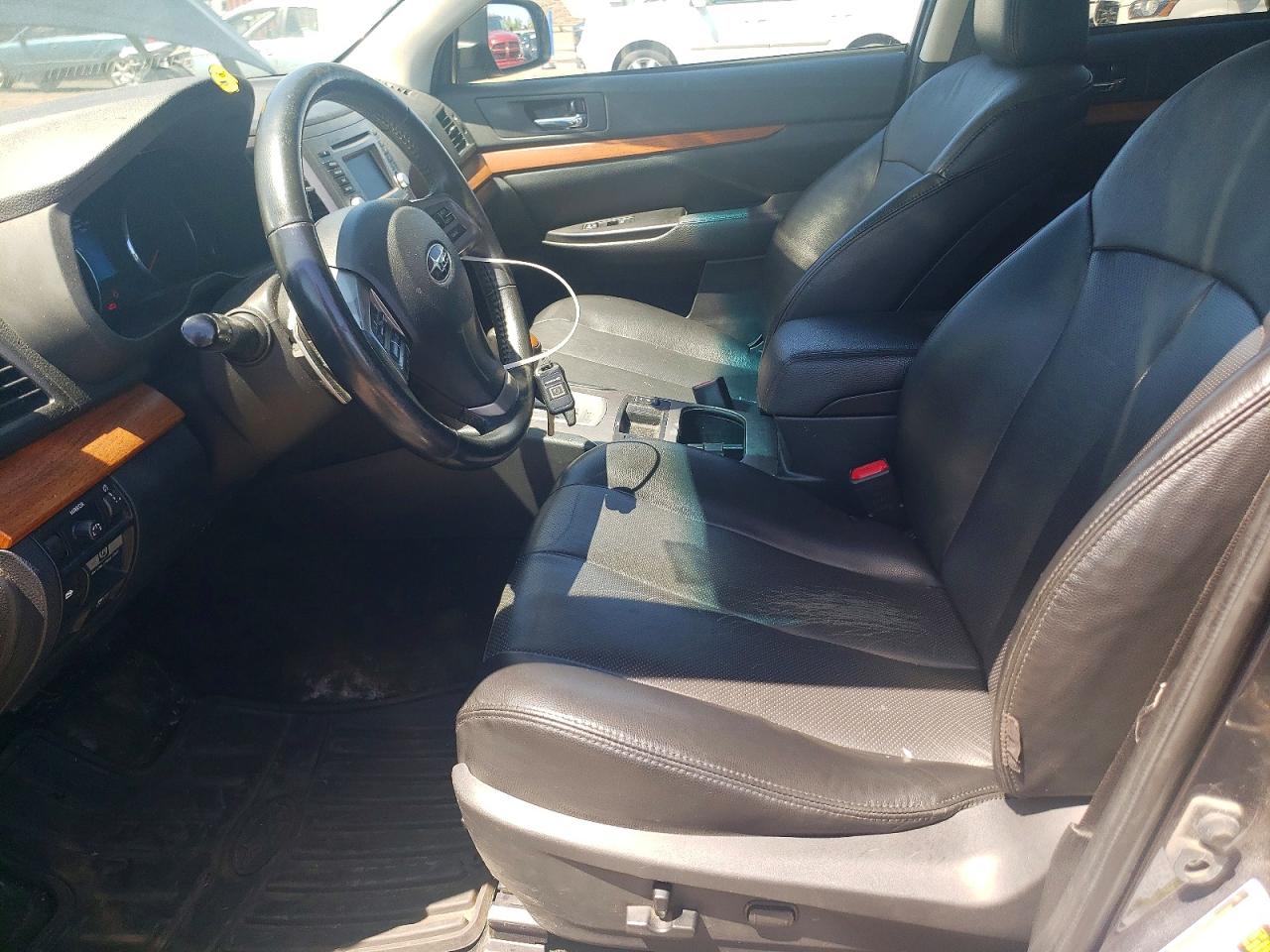 2014 Subaru Outback 2.5i Limited Gray vin: 4S4BRBKC8E3263470