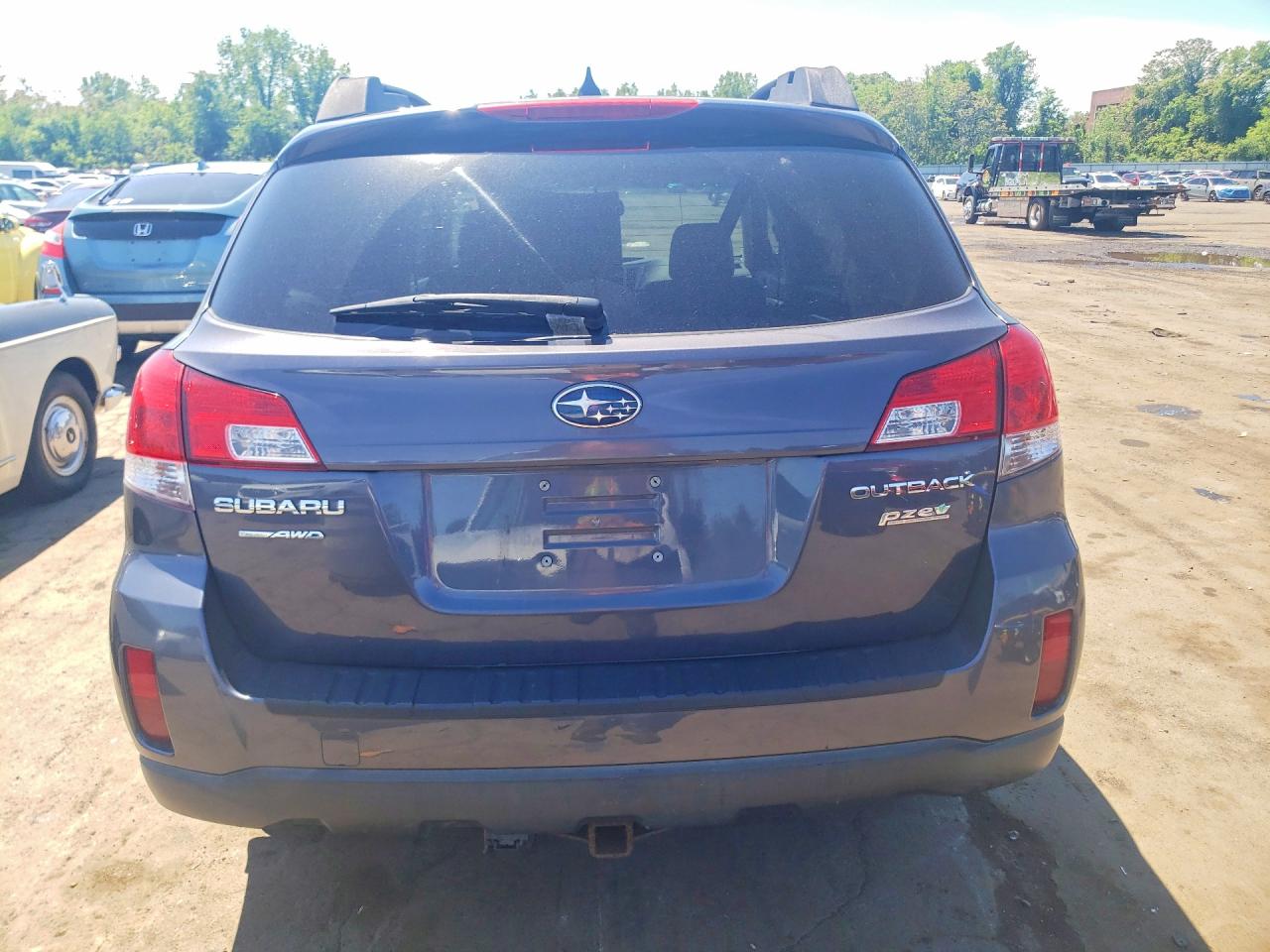 2014 Subaru Outback 2.5i Limited Gray vin: 4S4BRBKC8E3263470