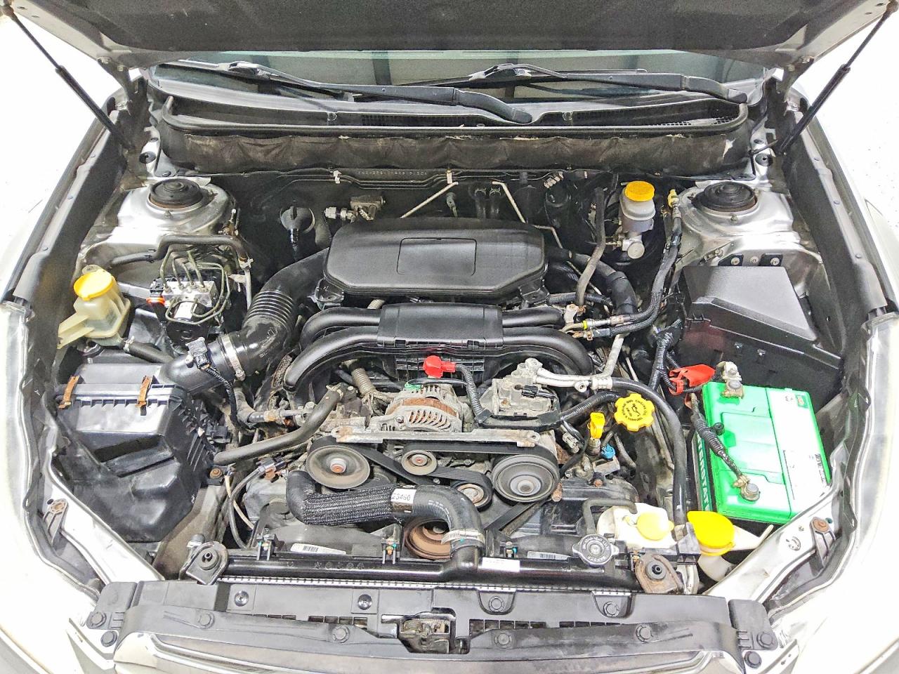 2011 Subaru Outback 2.5i Limited Серый vin: 4S4BRBKC9B3315183