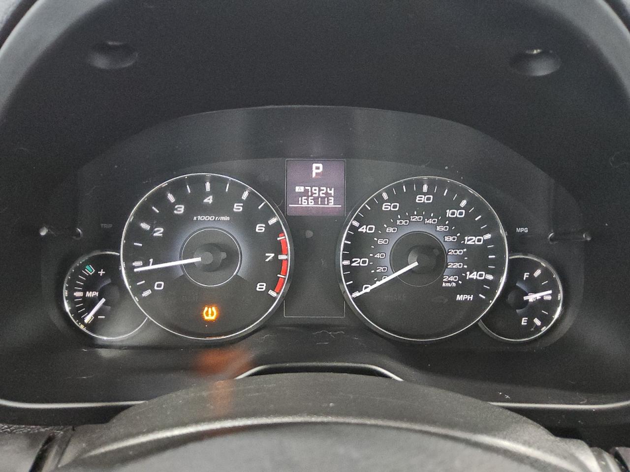 2011 Subaru Outback 2.5i Limited Серый vin: 4S4BRBKC9B3315183 Damage: Warning - Tire Pressure, On, Unacceptable