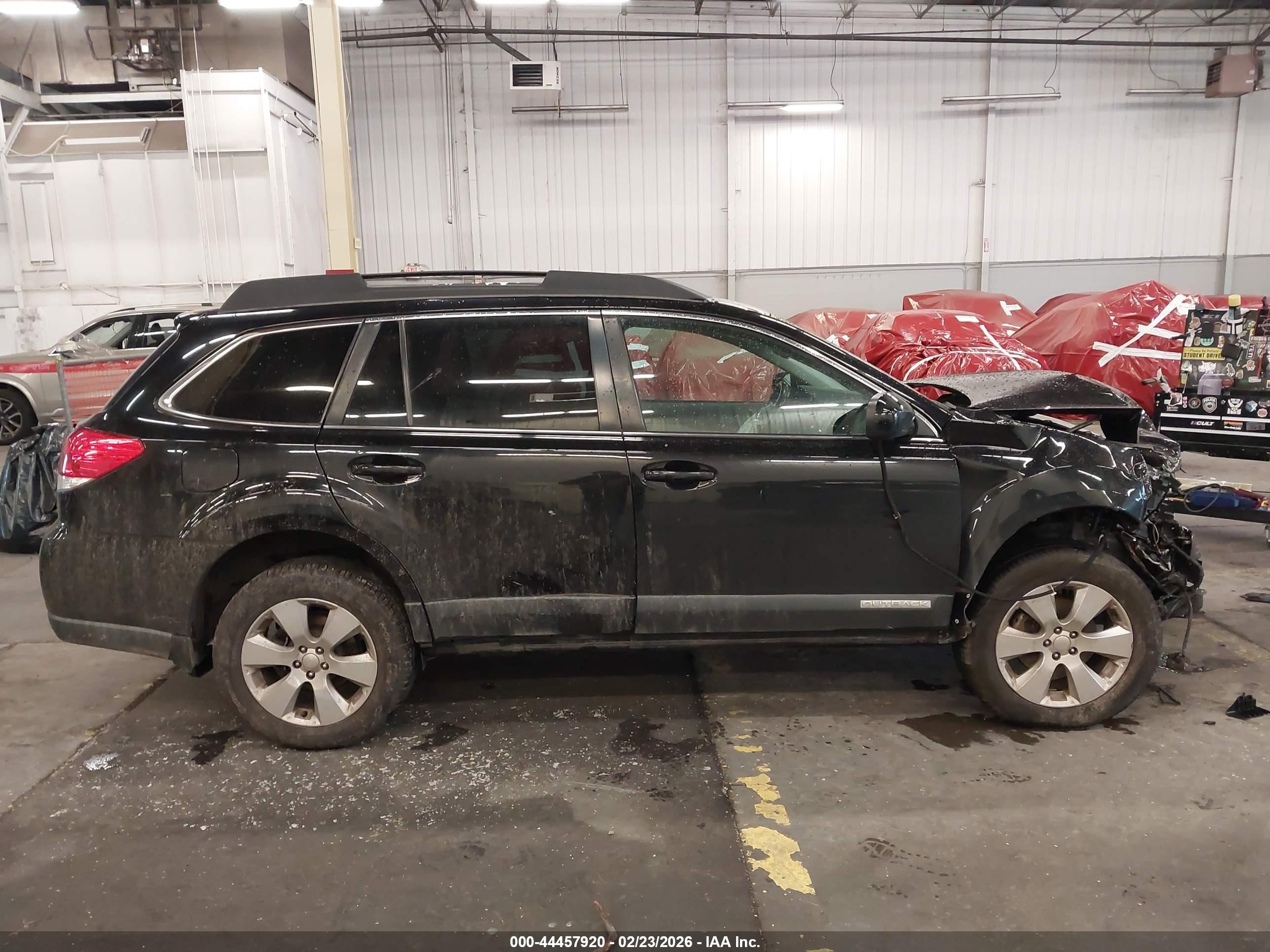 2011 Subaru Outback 2.5i Limited Black vin: 4S4BRBKC9B3316320