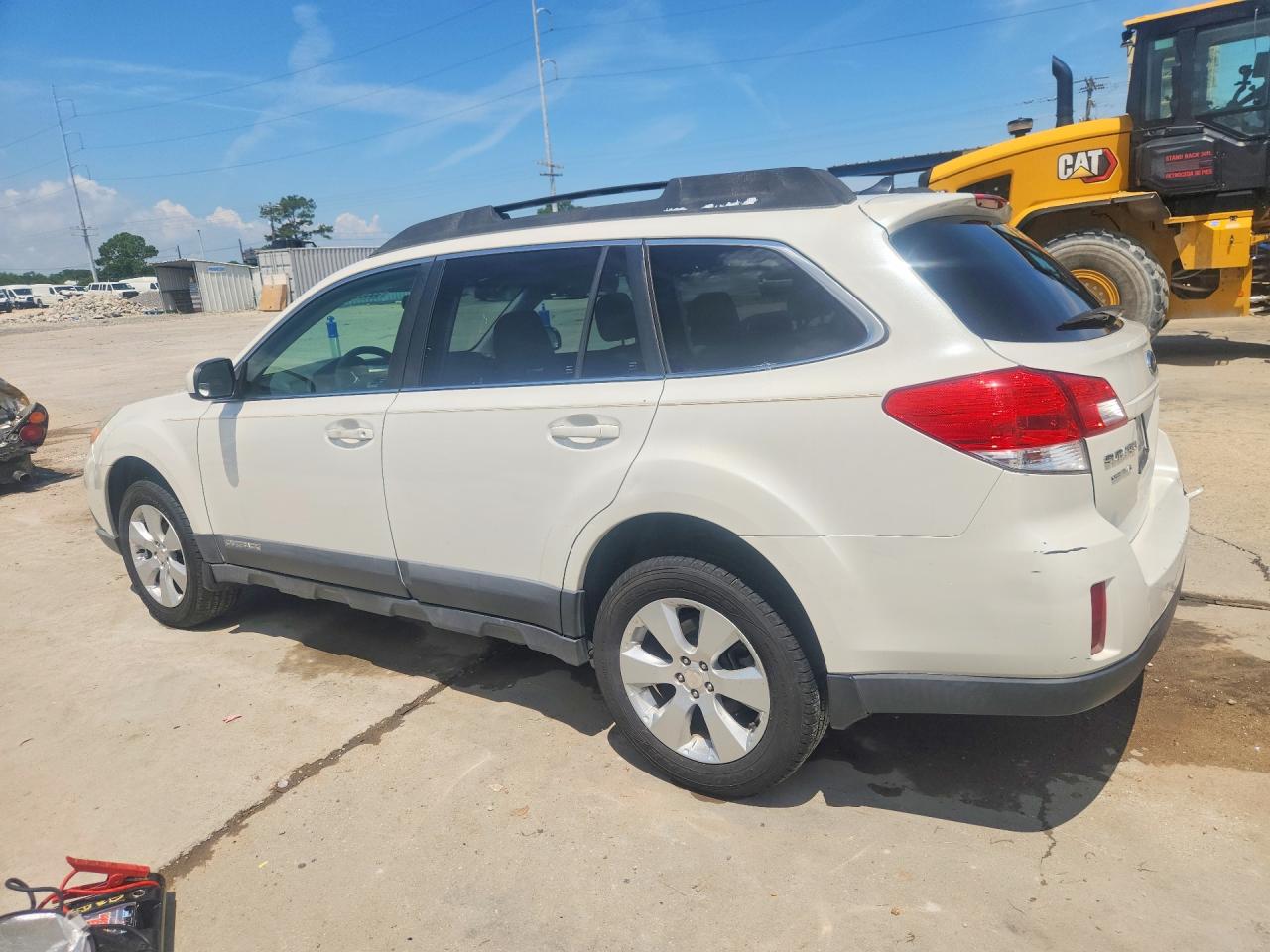 2011 Subaru Outback 2.5i Limited Белый vin: 4S4BRBKC9B3346742