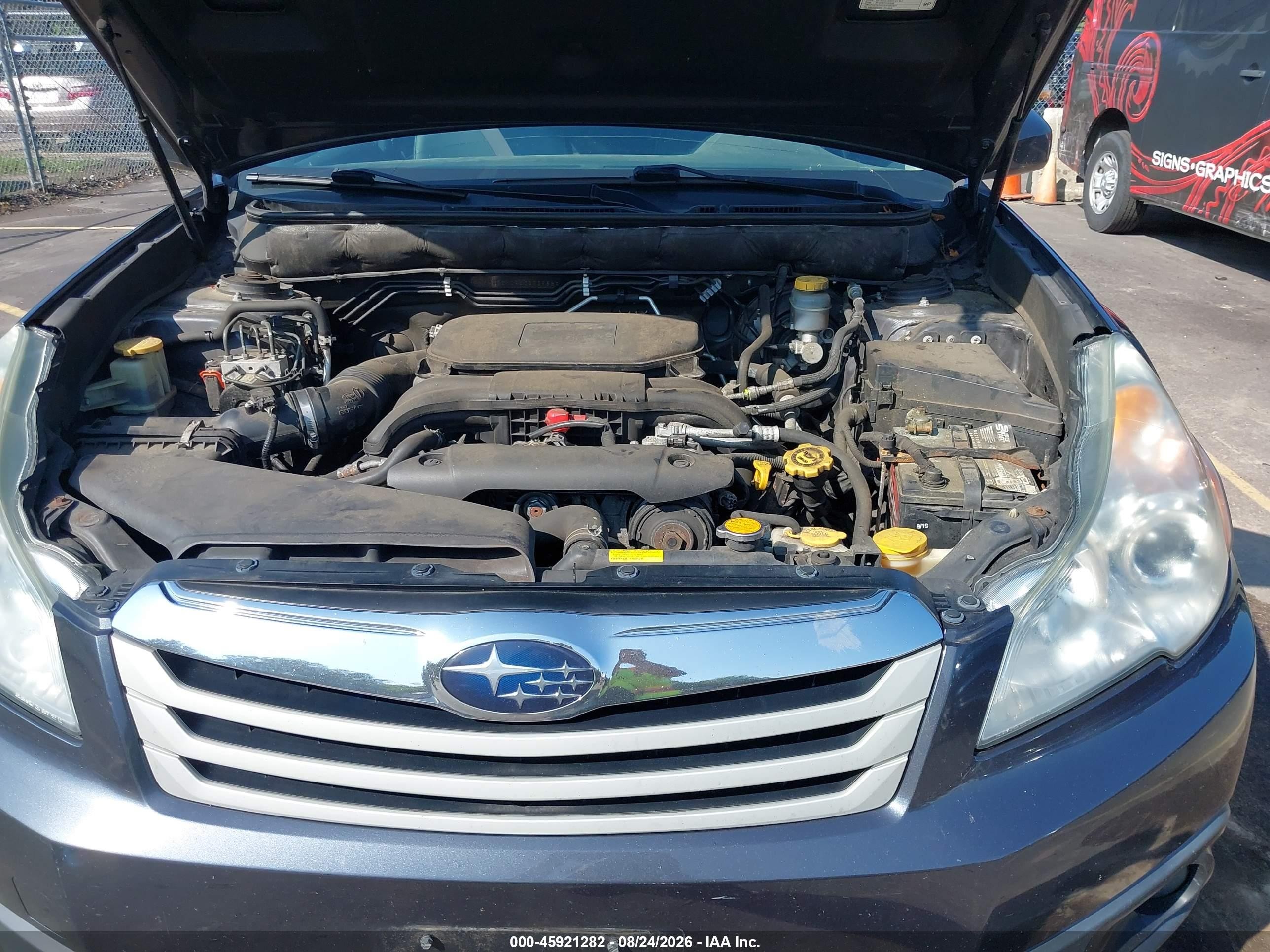 2011 Subaru Outback 2.5i Limited Серый vin: 4S4BRBKC9B3373956