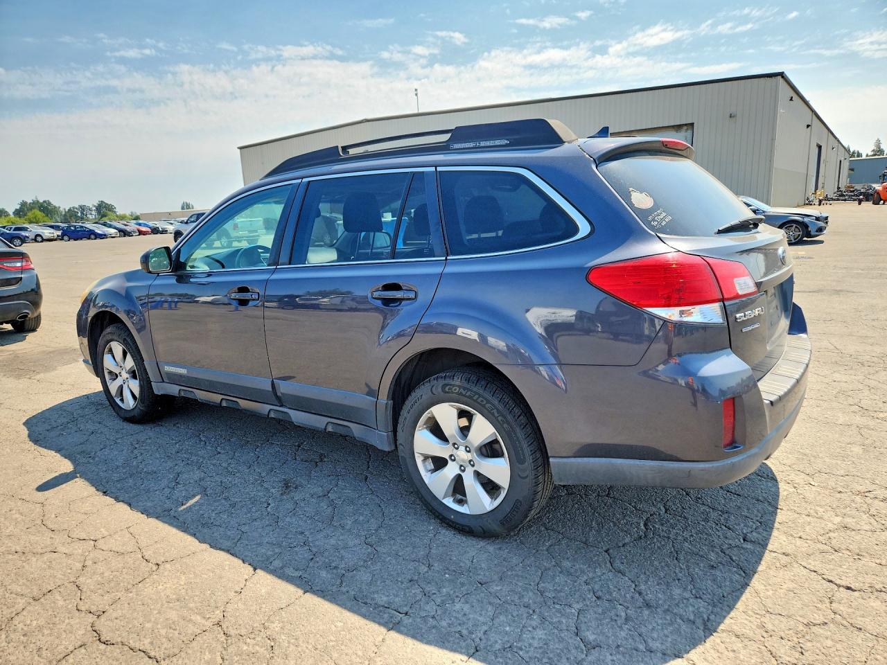 2011 Subaru Outback 2.5i Limited Blue vin: 4S4BRBKC9B3380664