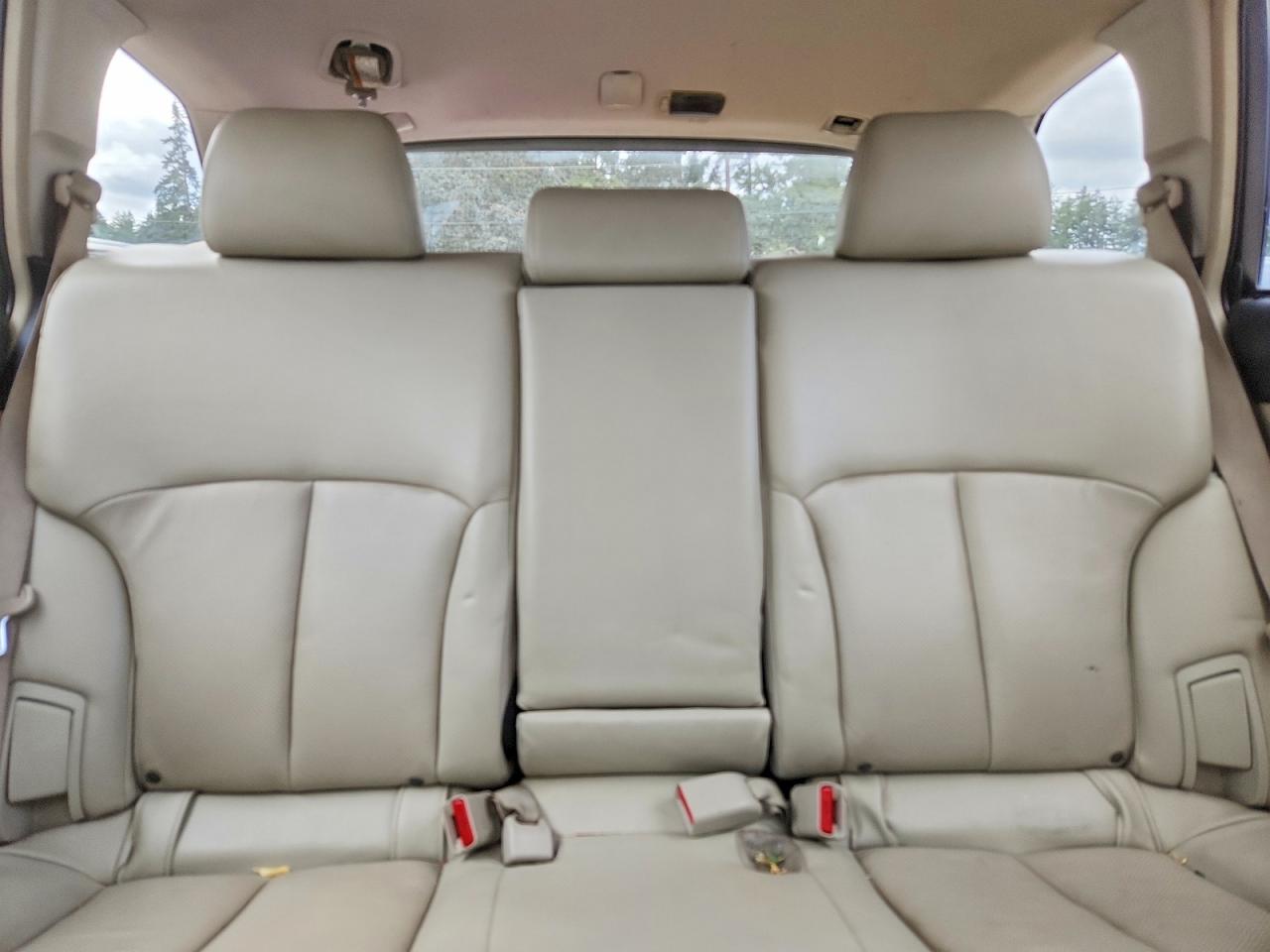 2011 Subaru Outback 2.5i Limited Brown vin: 4S4BRBKC9B3389221