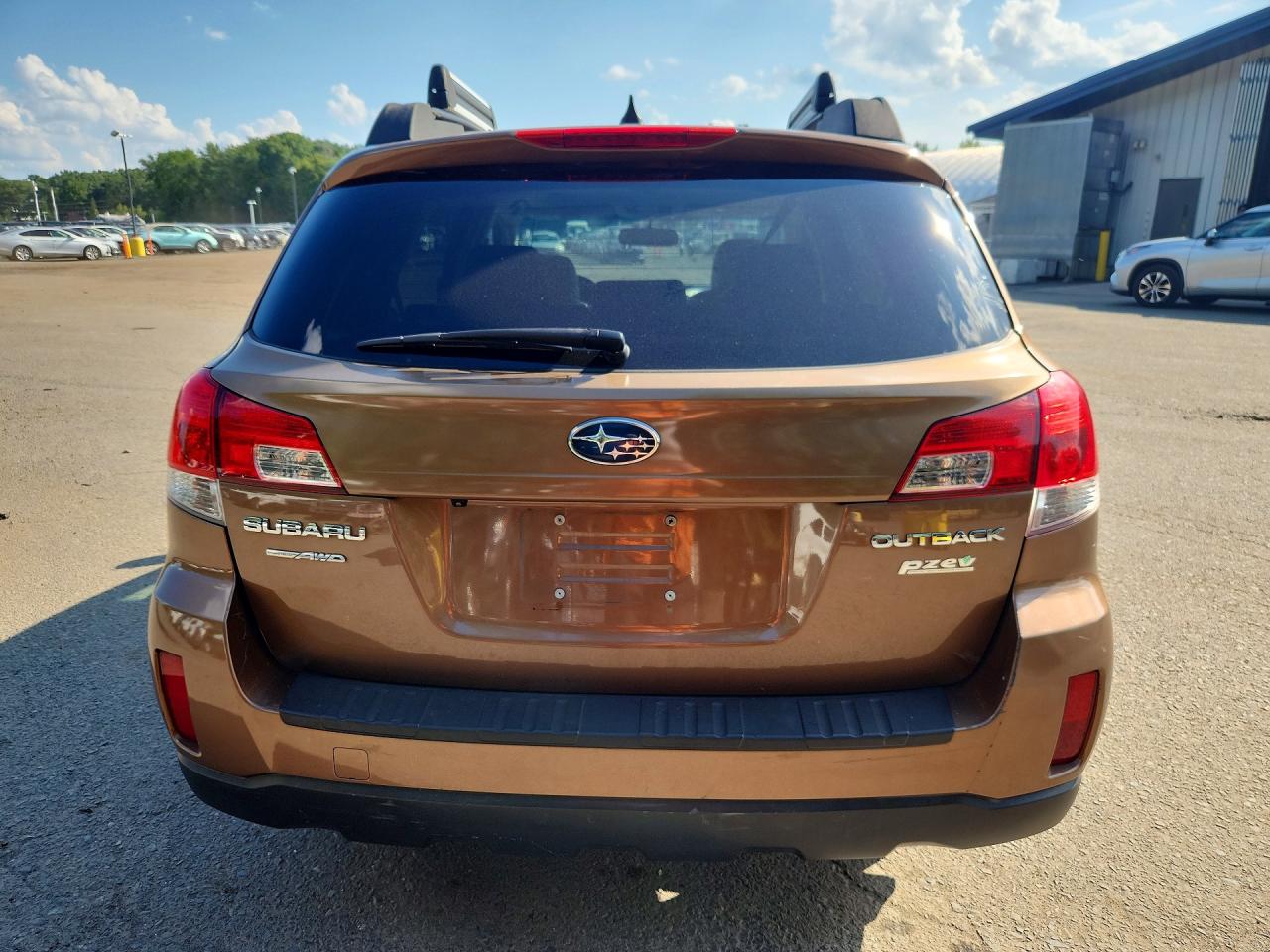 2012 Subaru Outback 2.5i Limited Коричневый vin: 4S4BRBKC9C3250613