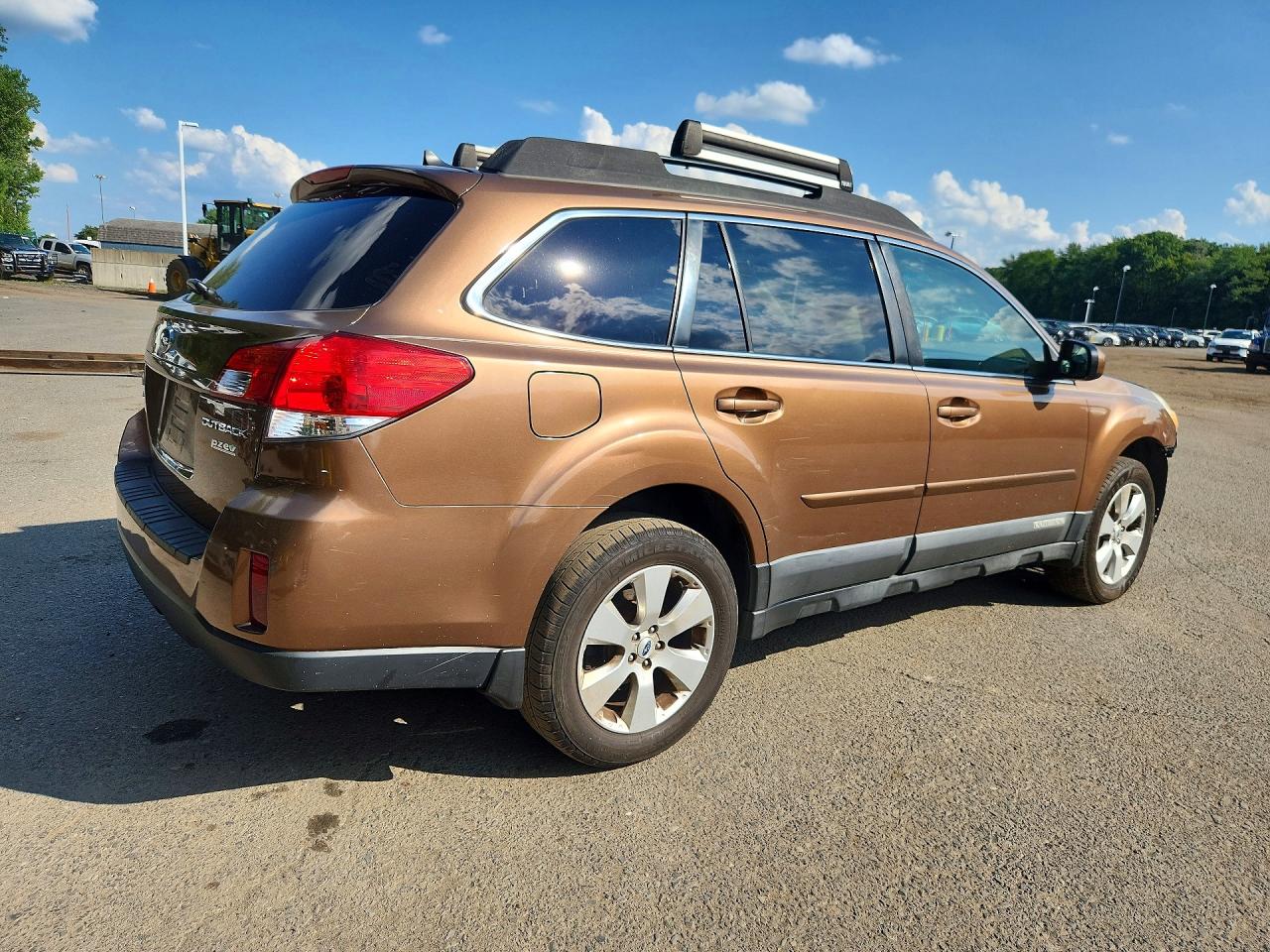 2012 Subaru Outback 2.5i Limited Коричневый vin: 4S4BRBKC9C3250613