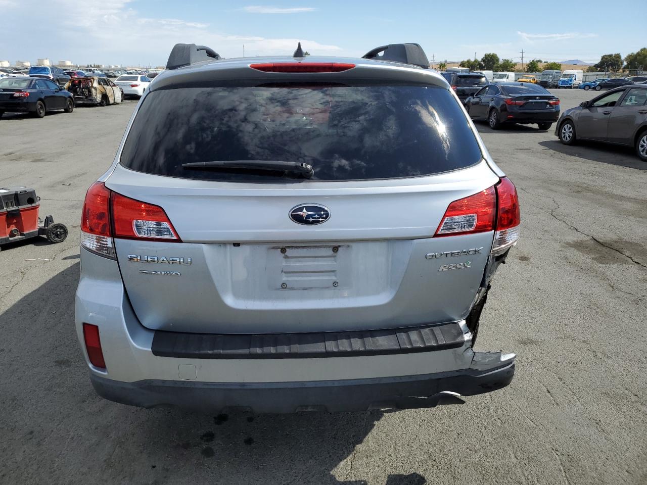 2012 Subaru Outback 2.5i Limited Silver vin: 4S4BRBKC9C3254287