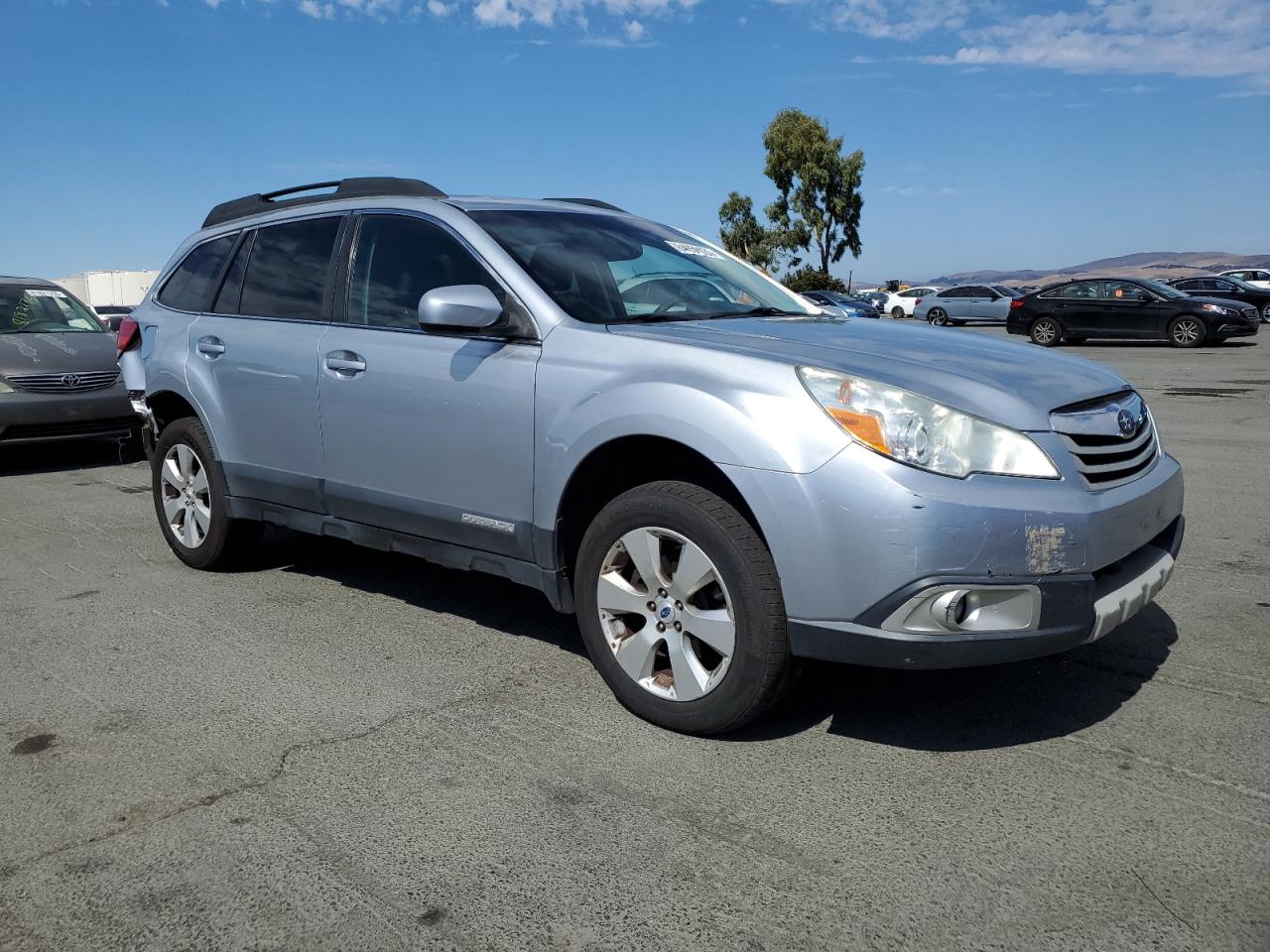 2012 Subaru Outback 2.5i Limited Silver vin: 4S4BRBKC9C3254287
