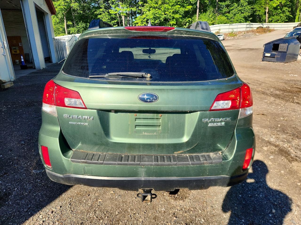 2013 Subaru Outback 2.5i Limited Green vin: 4S4BRBKC9D3213692