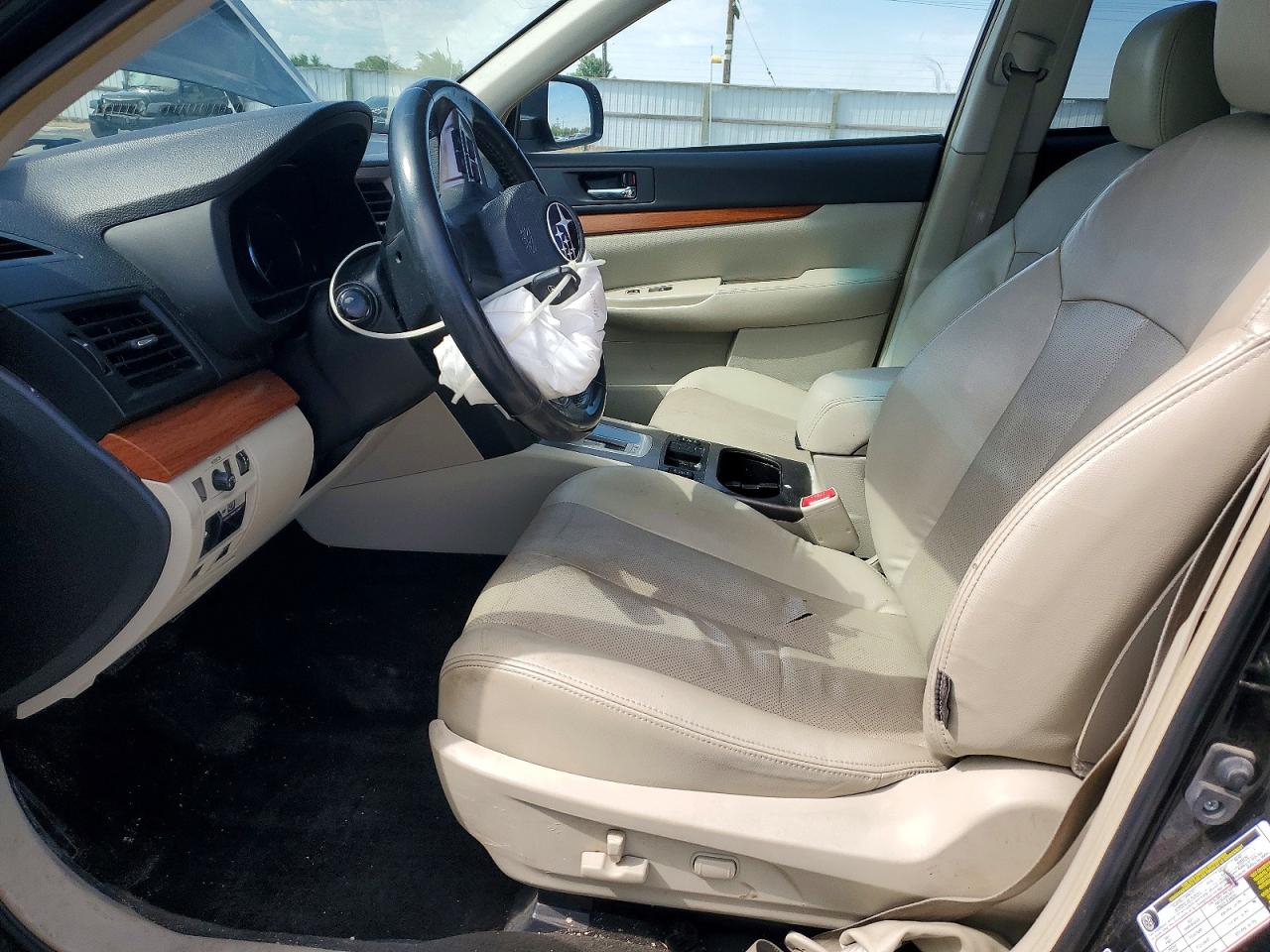 2013 Subaru Outback 2.5i Limited Black vin: 4S4BRBKC9D3225339