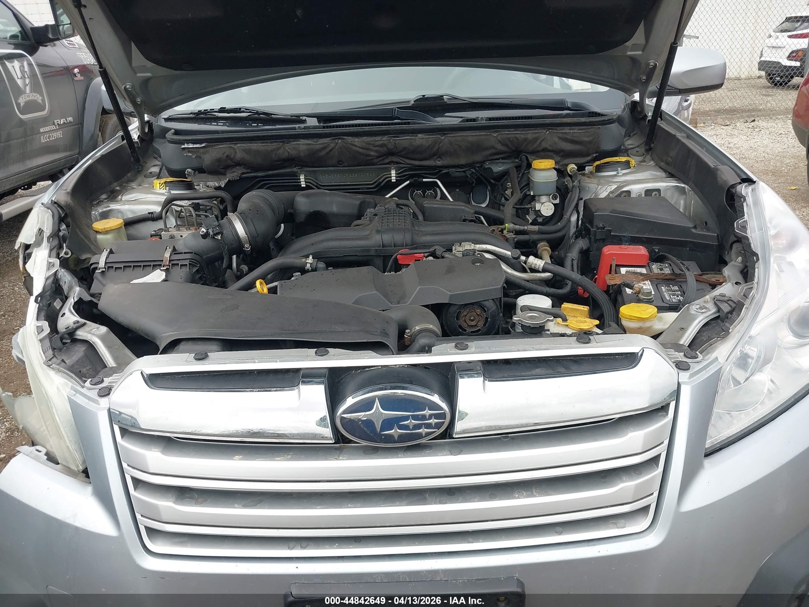 2014 Subaru Outback 2.5i Limited Gray vin: 4S4BRBKC9E3210194