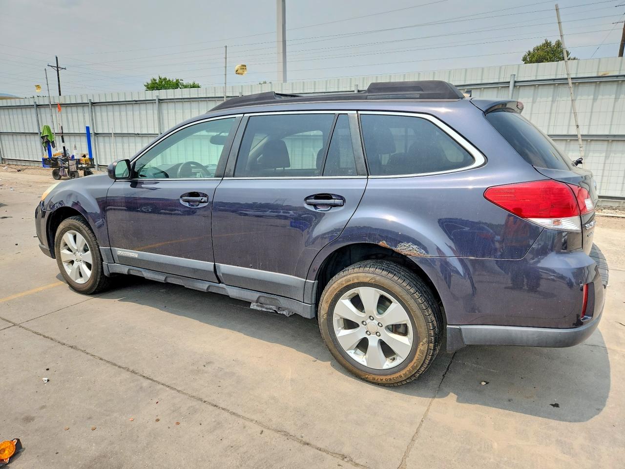 2011 Subaru Outback 2.5i Limited Charcoal vin: 4S4BRBKCXB3314303