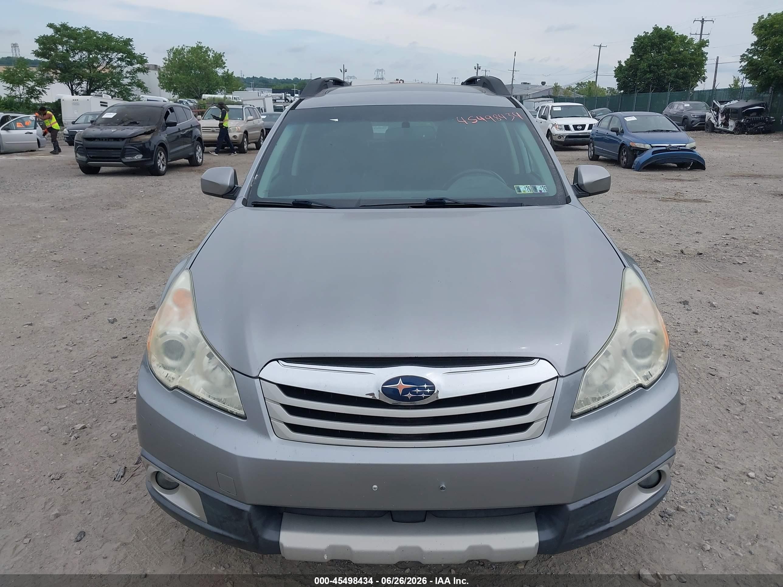 2011 Subaru Outback 2.5i Limited Gray vin: 4S4BRBKCXB3362111